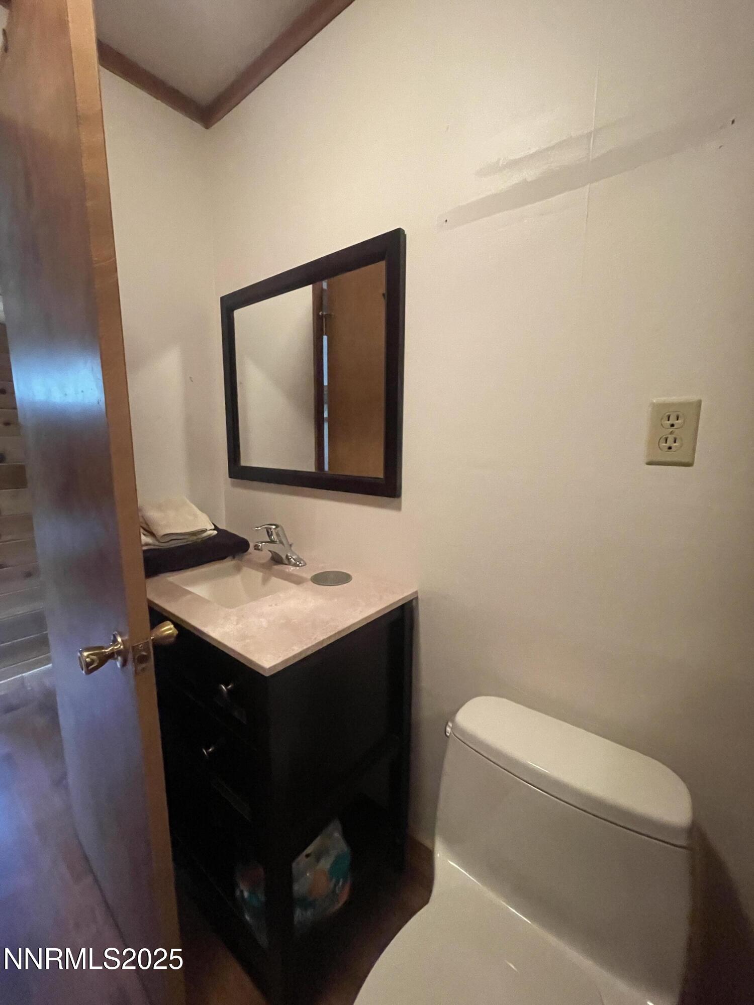 993 E Side Avenue Property Photo 26