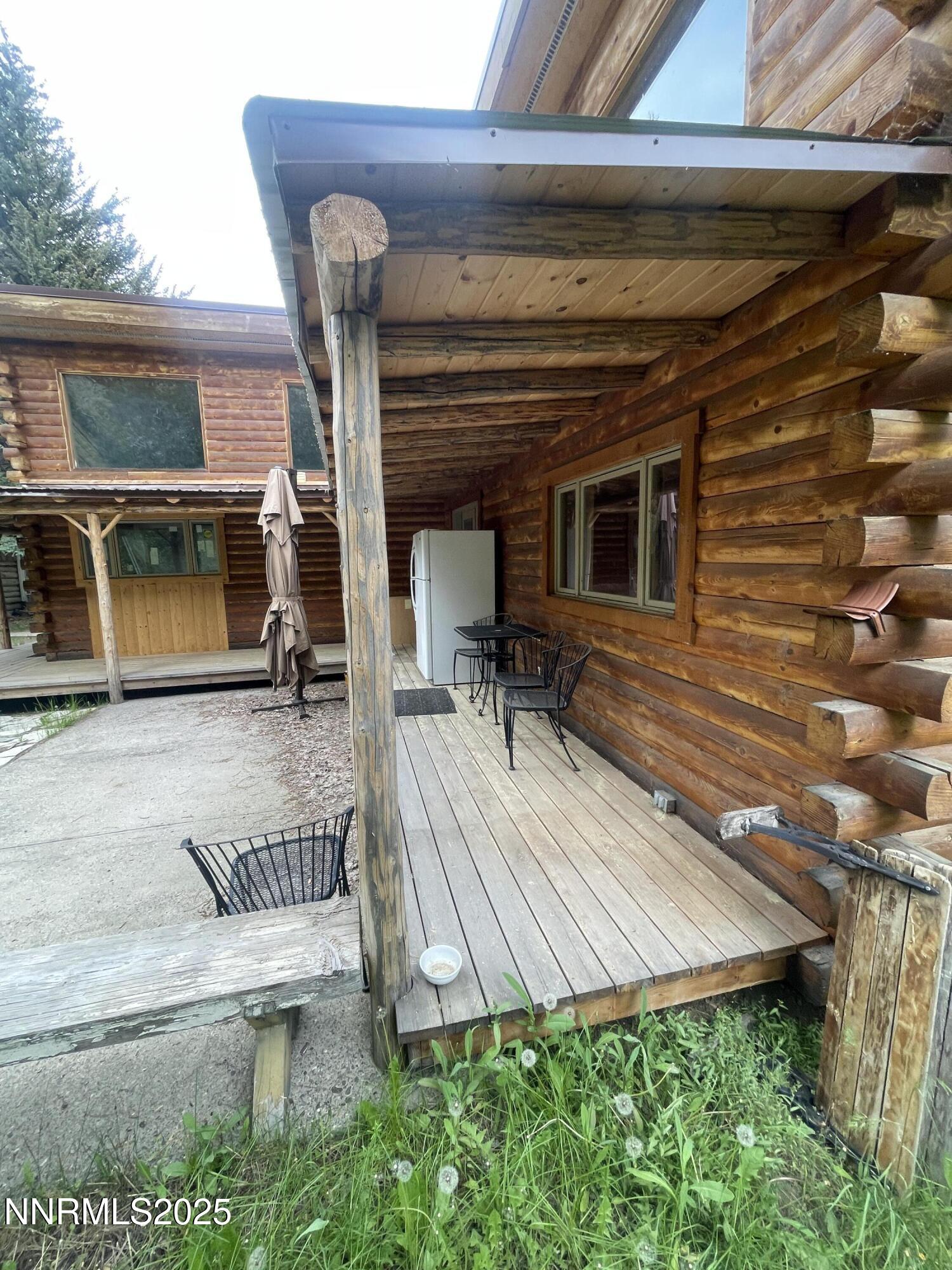 993 E Side Avenue Property Photo 32