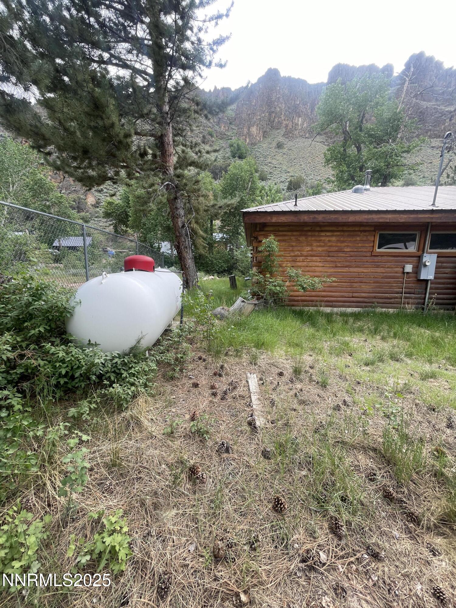 993 E Side Avenue Property Photo 35