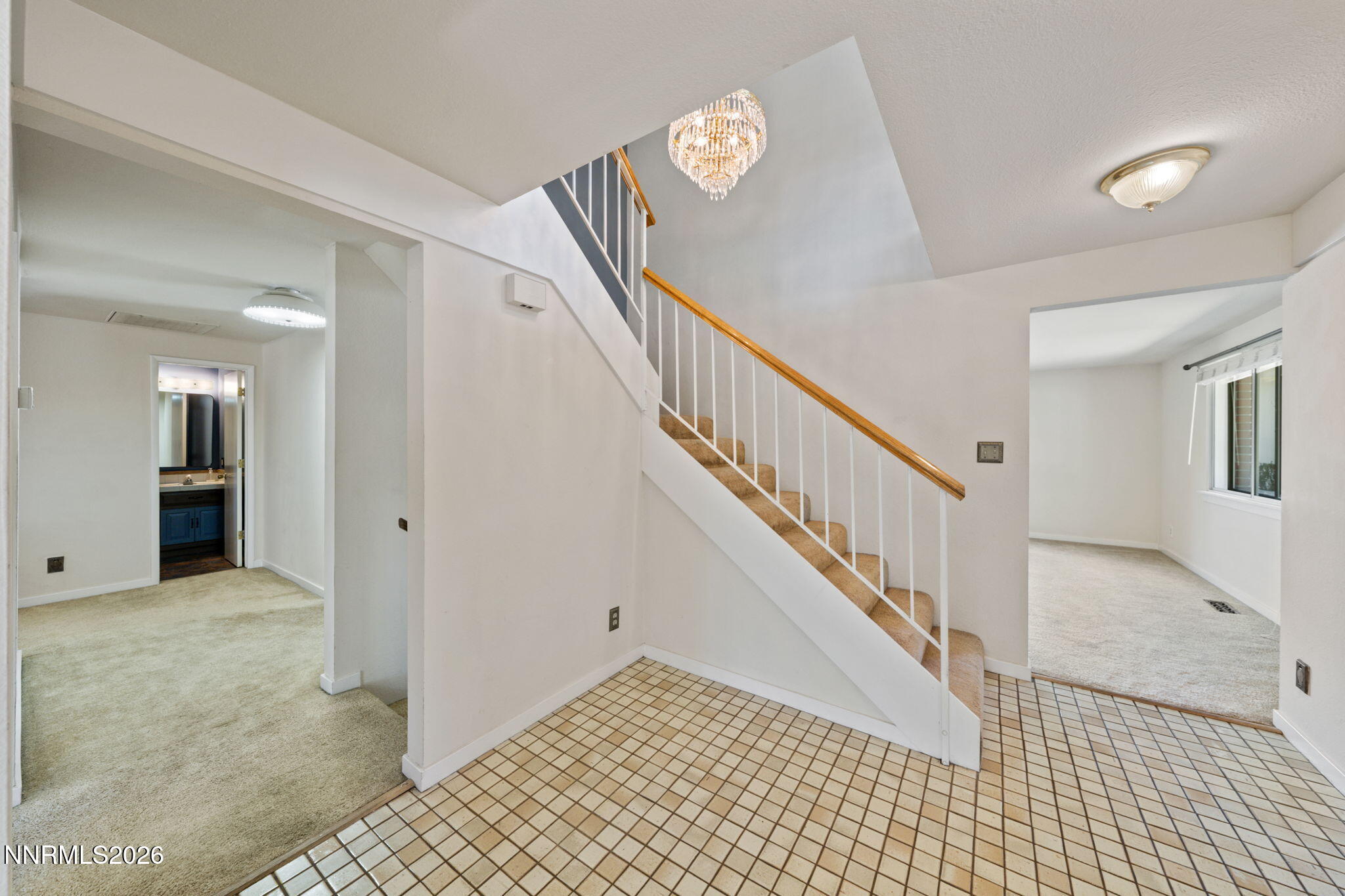 1945 Lakeside Drive Property Photo 4