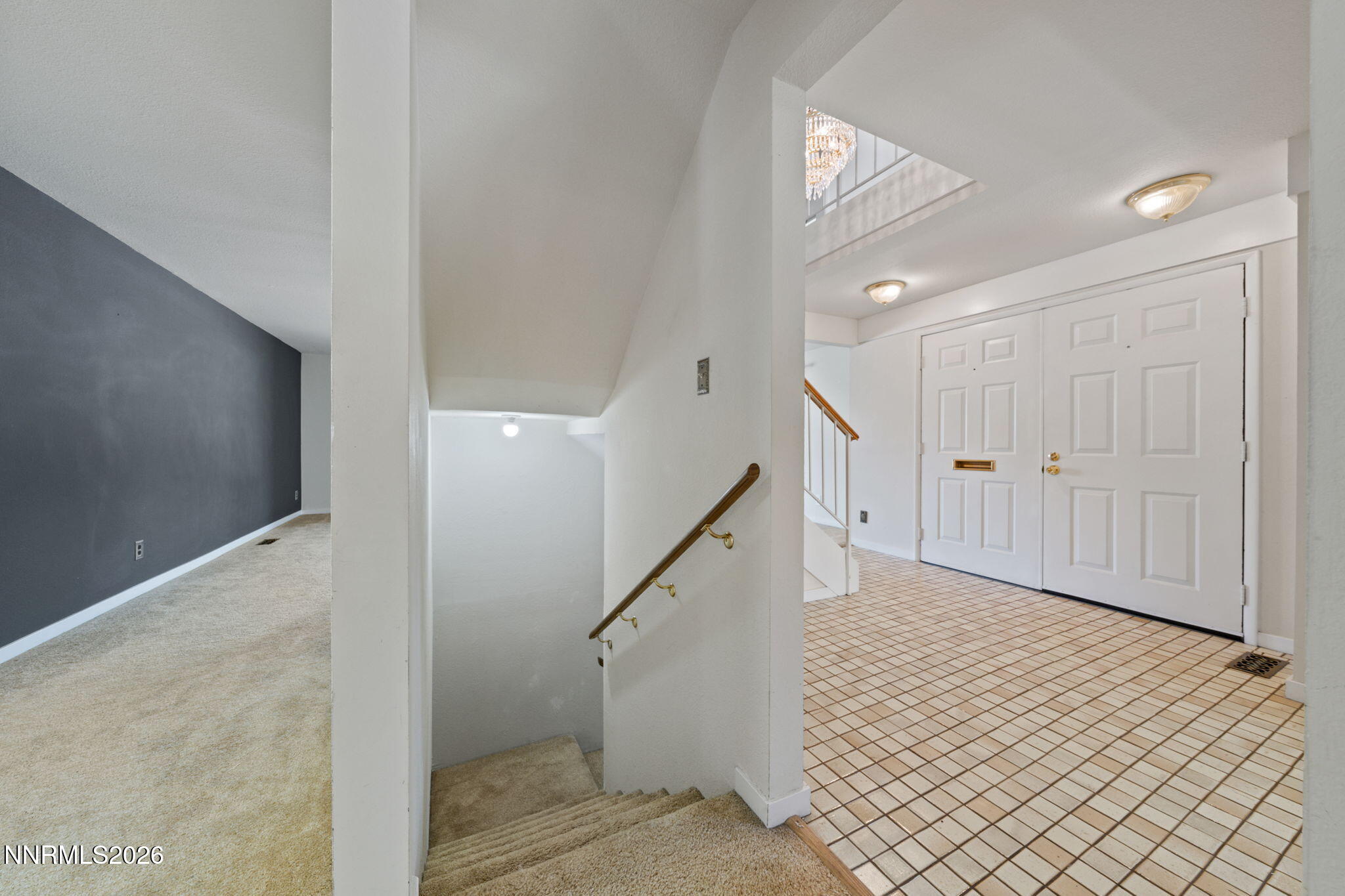 1945 Lakeside Drive Property Photo 6