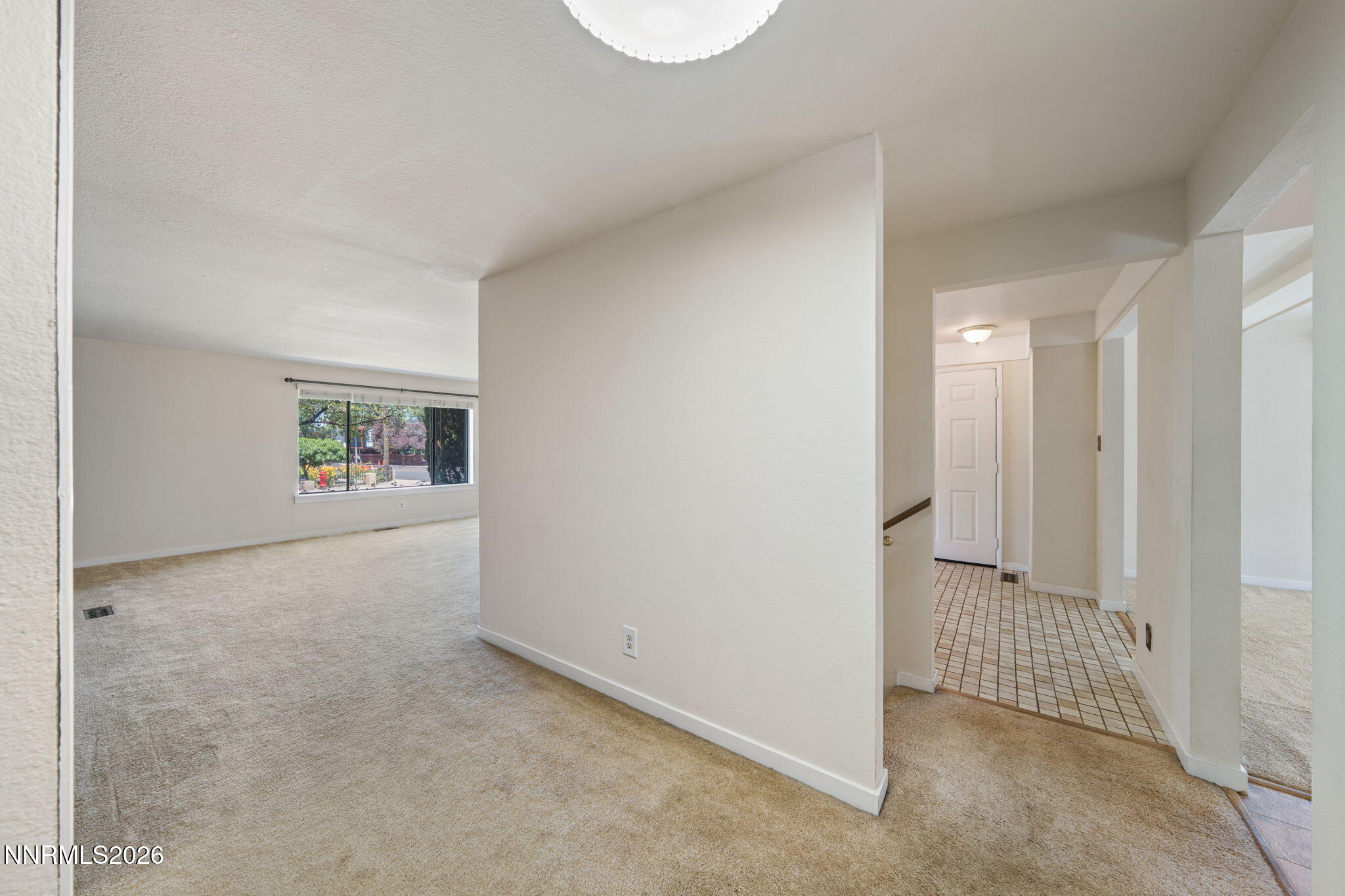 1945 Lakeside Drive Property Photo 7