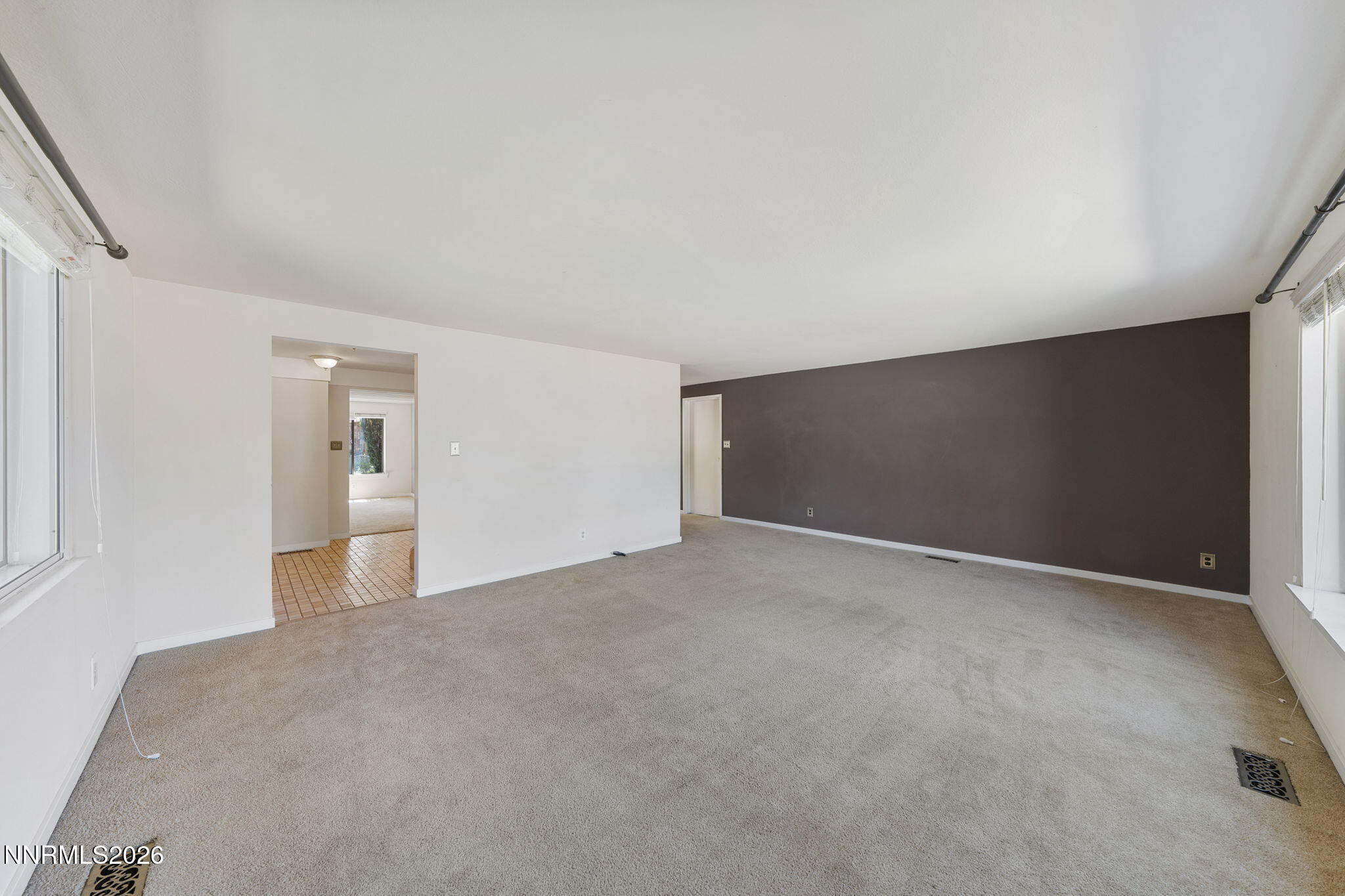 1945 Lakeside Drive Property Photo 10