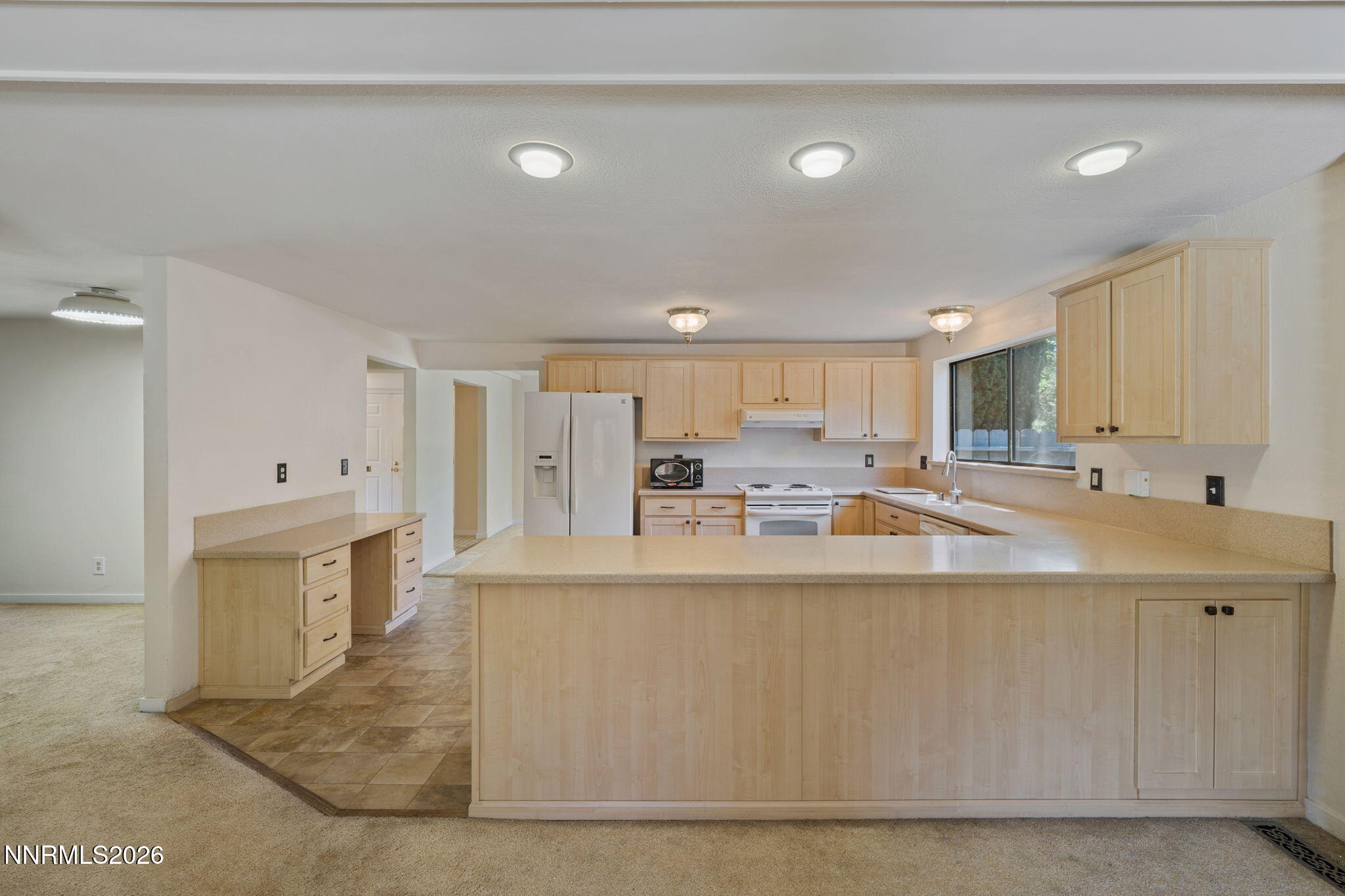 1945 Lakeside Drive Property Photo 16