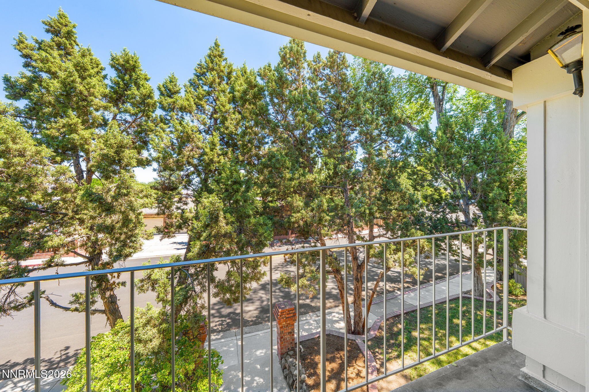1945 Lakeside Drive Property Photo 28