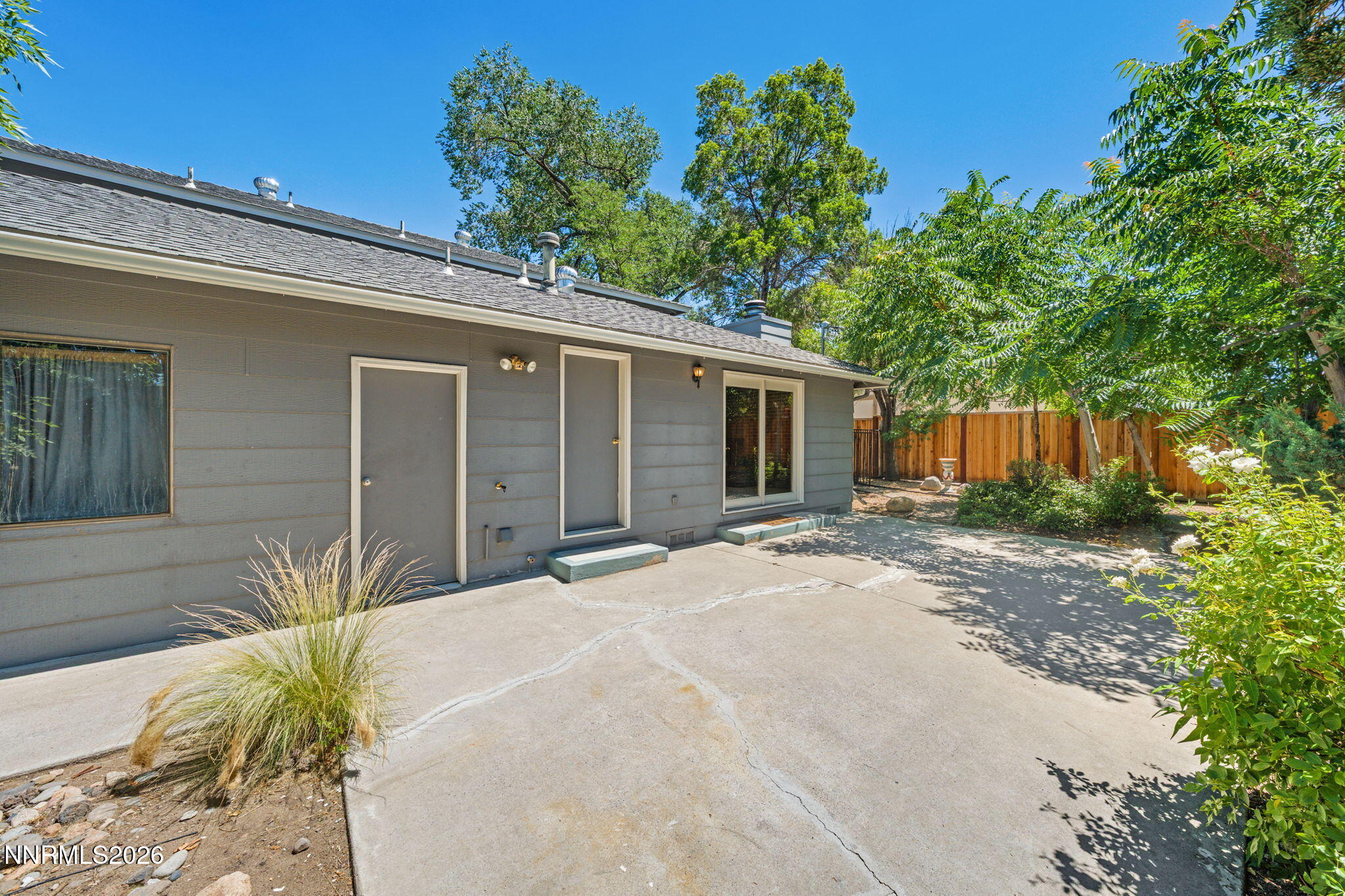 1945 Lakeside Drive Property Photo 57
