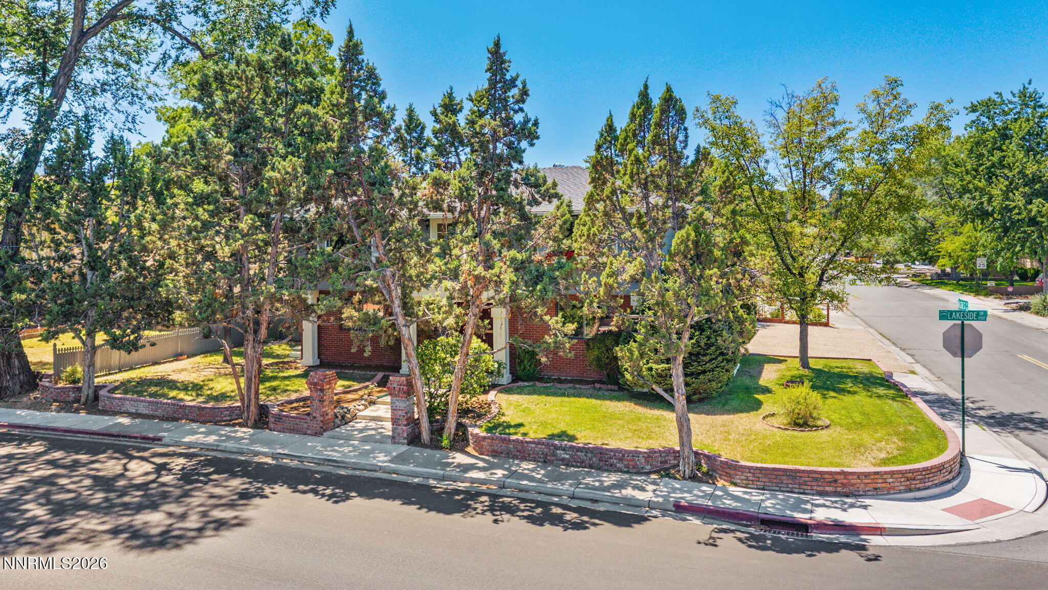1945 Lakeside Drive Property Photo 82