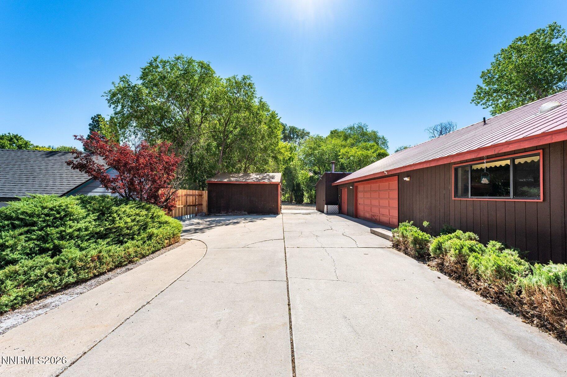 1360 Clough Road Property Photo 3
