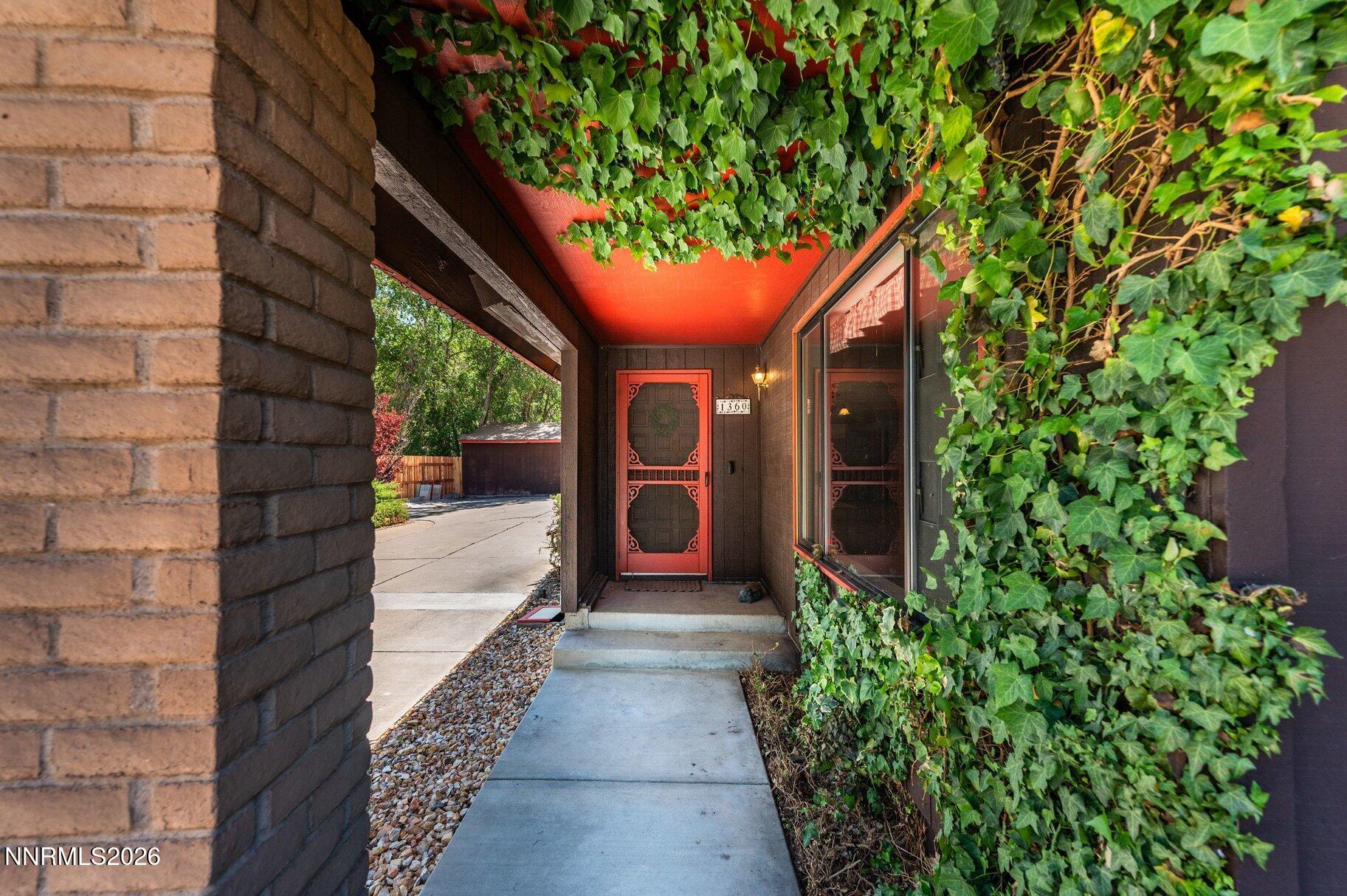 1360 Clough Road Property Photo 4