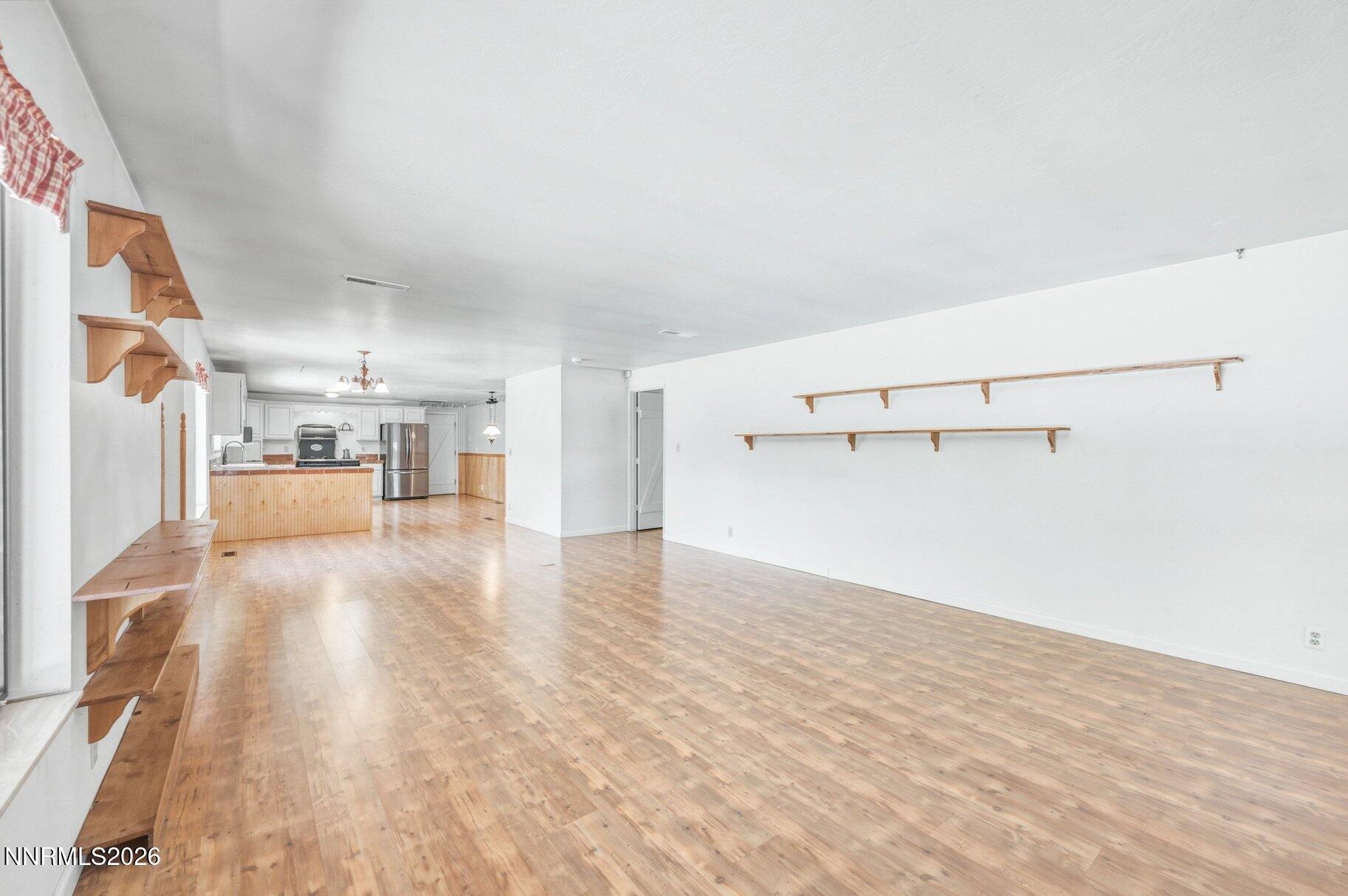 1360 Clough Road Property Photo 13