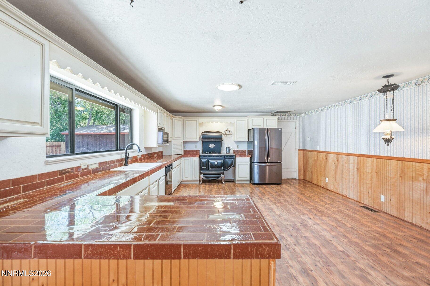 1360 Clough Road Property Photo 18