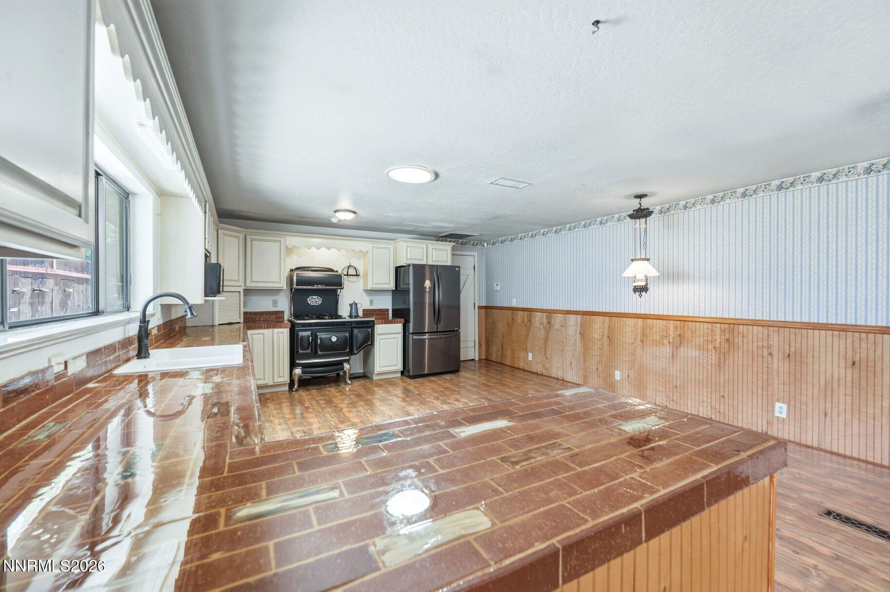 1360 Clough Road Property Photo 19
