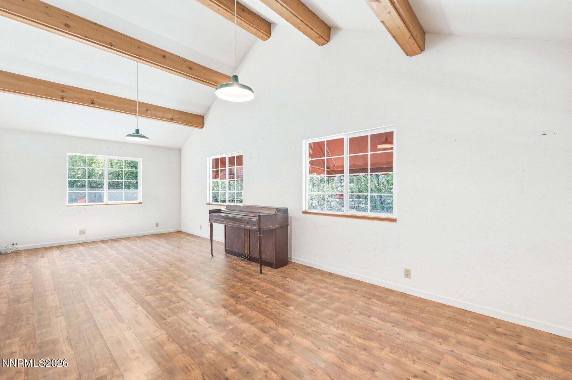1360 Clough Road Property Photo 34