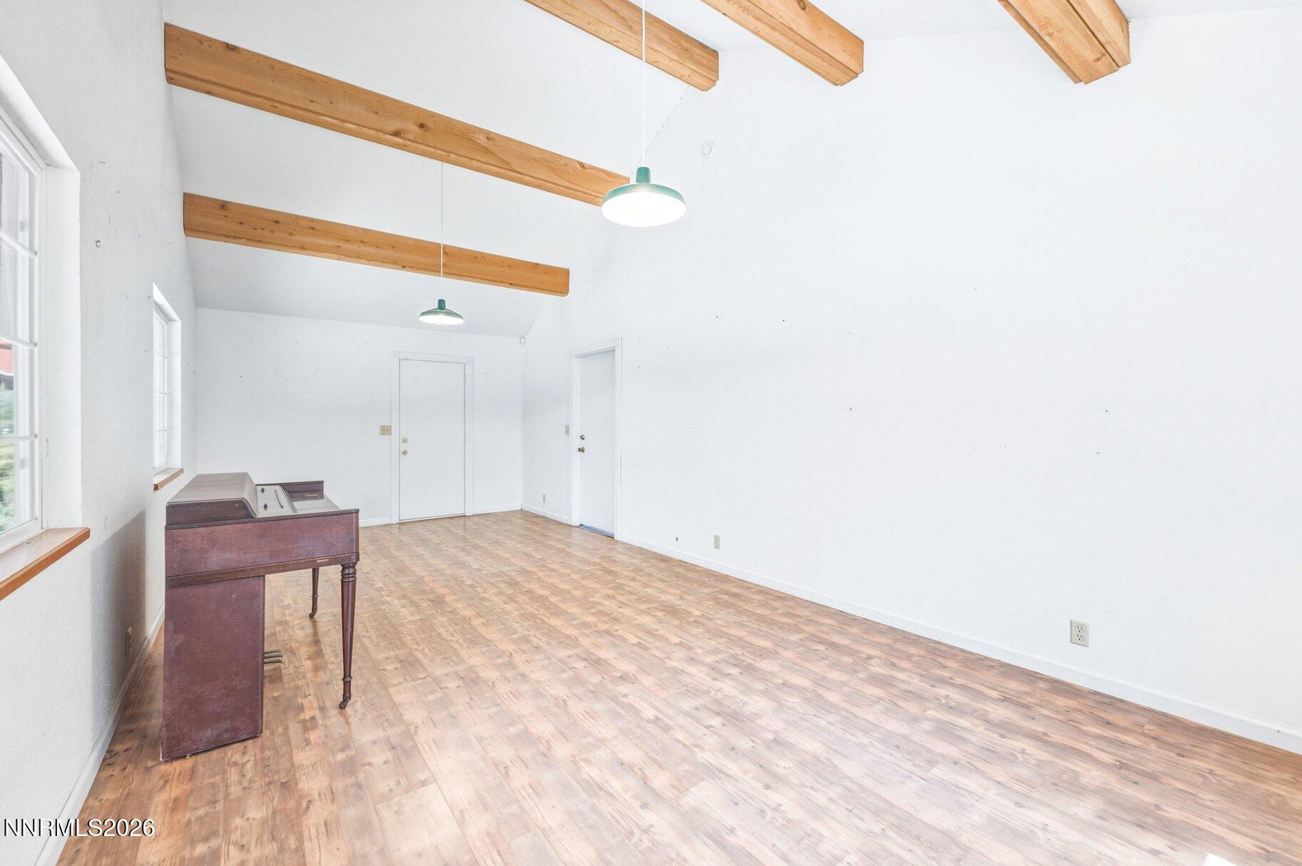 1360 Clough Road Property Photo 35
