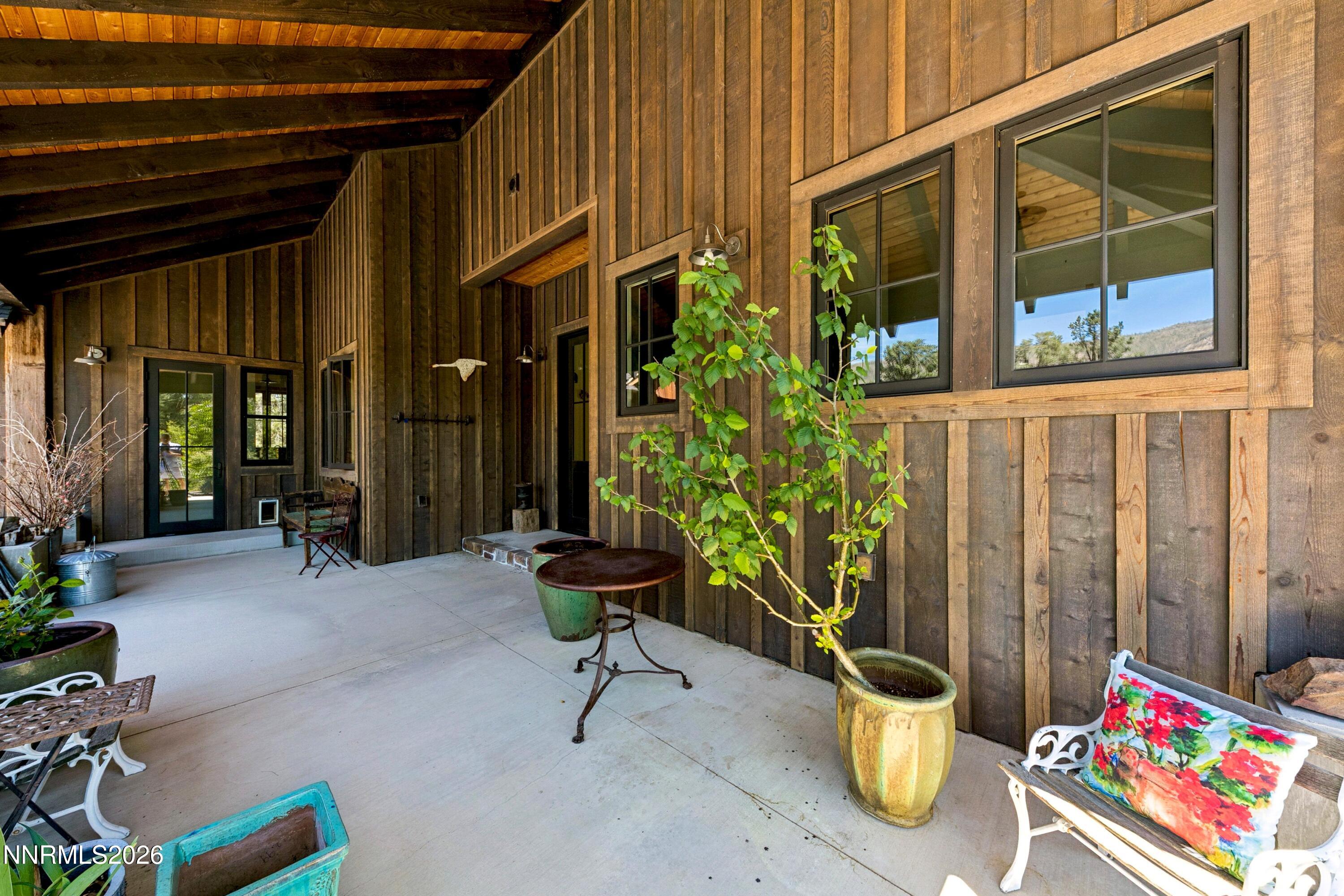921 Karnes Drive Property Photo 4