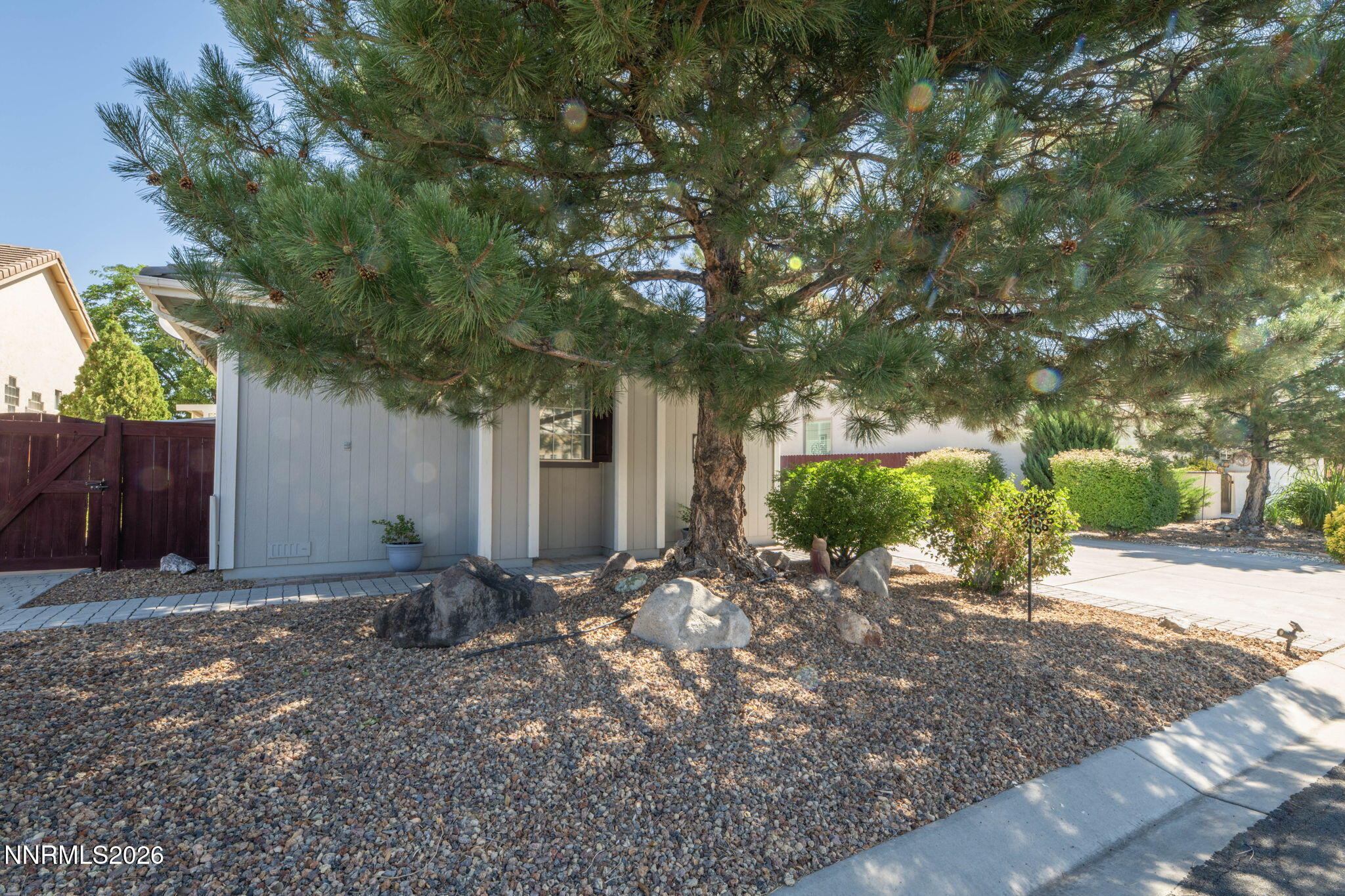 410 La Costa Circle Property Photo 6