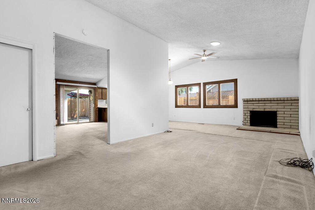 2645 Howard Drive Property Photo 4