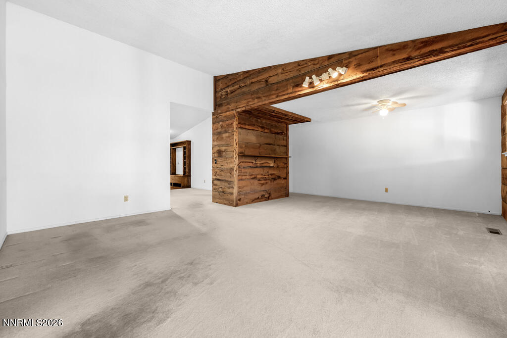 2645 Howard Drive Property Photo 14