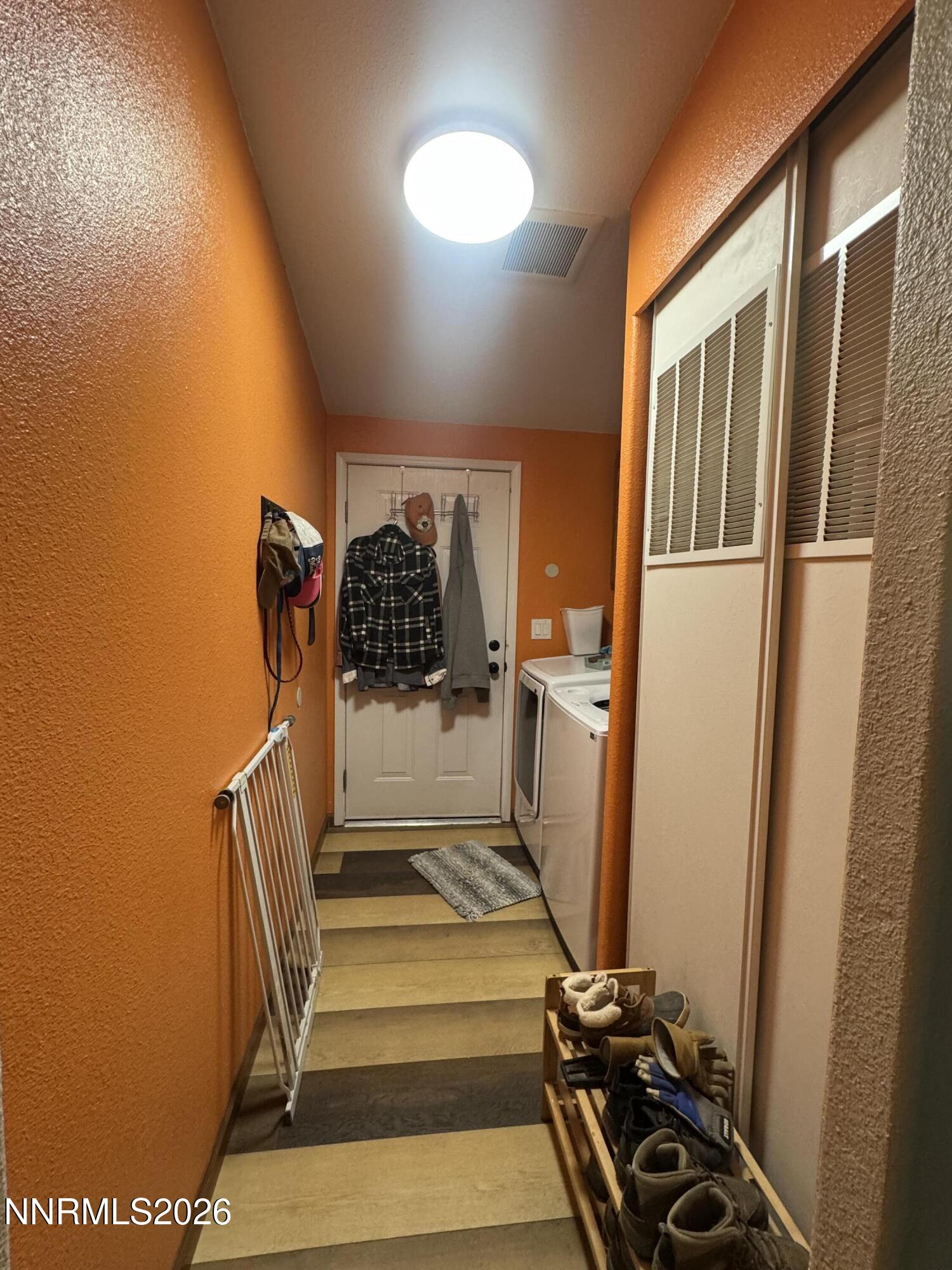 6262 Lakeview Drive Property Photo 21