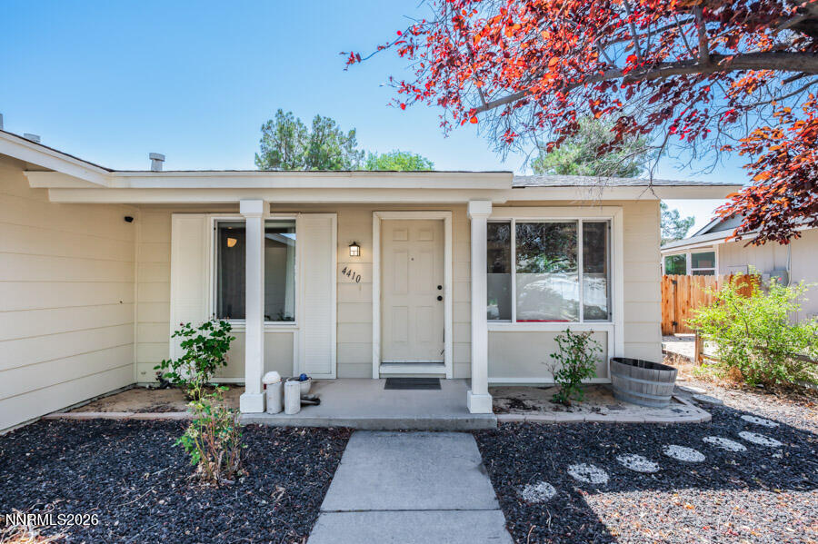 4410 Camino Lindo Way Property Photo 6