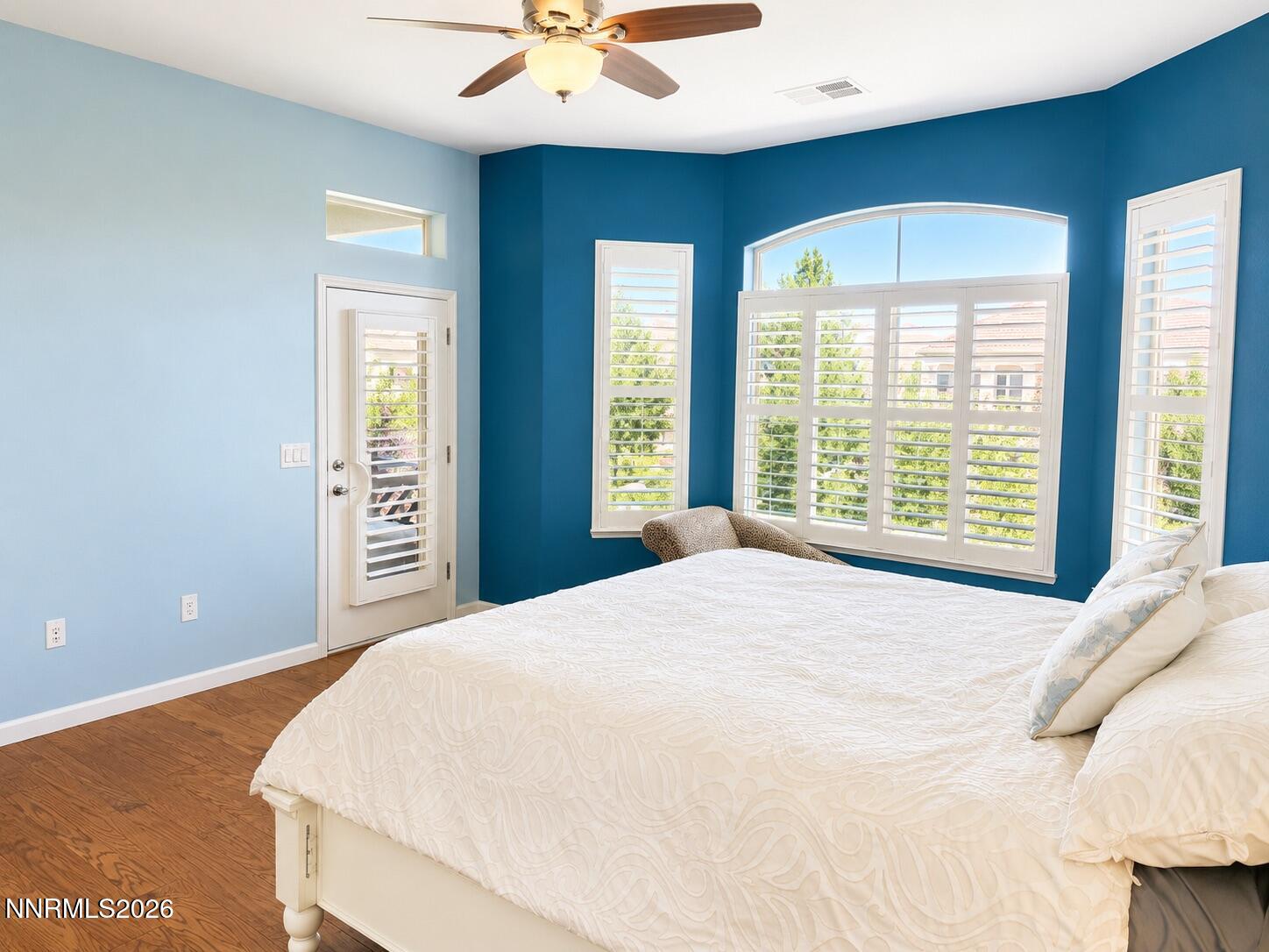 9900 Wilbur May Parkway 4803 Property Photo 19