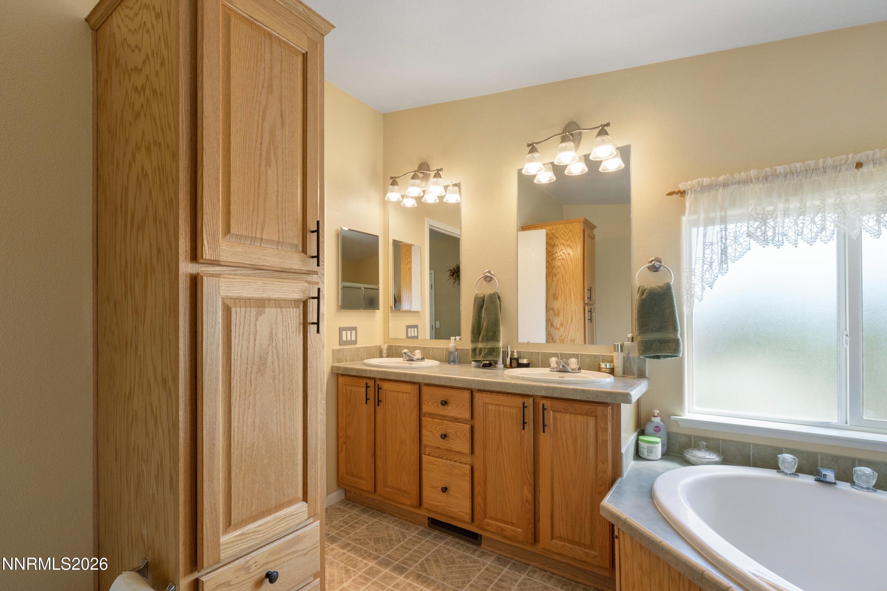 6135 Andersen Court Property Photo 23