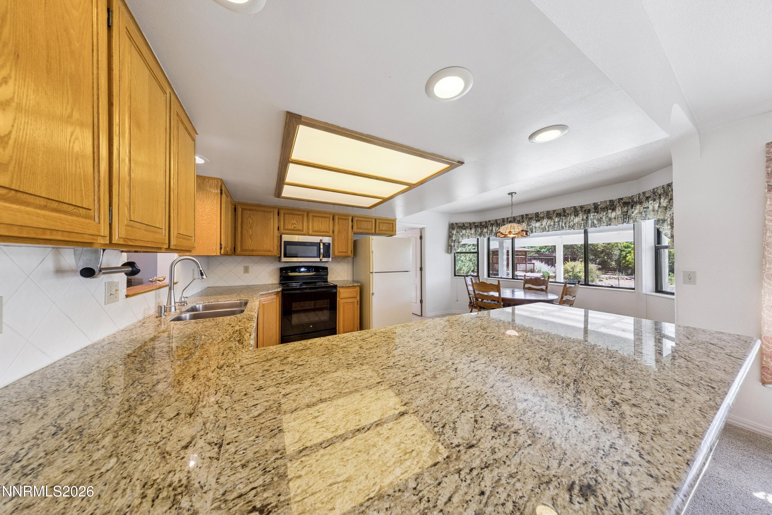 5533 Salk Road Property Photo 11