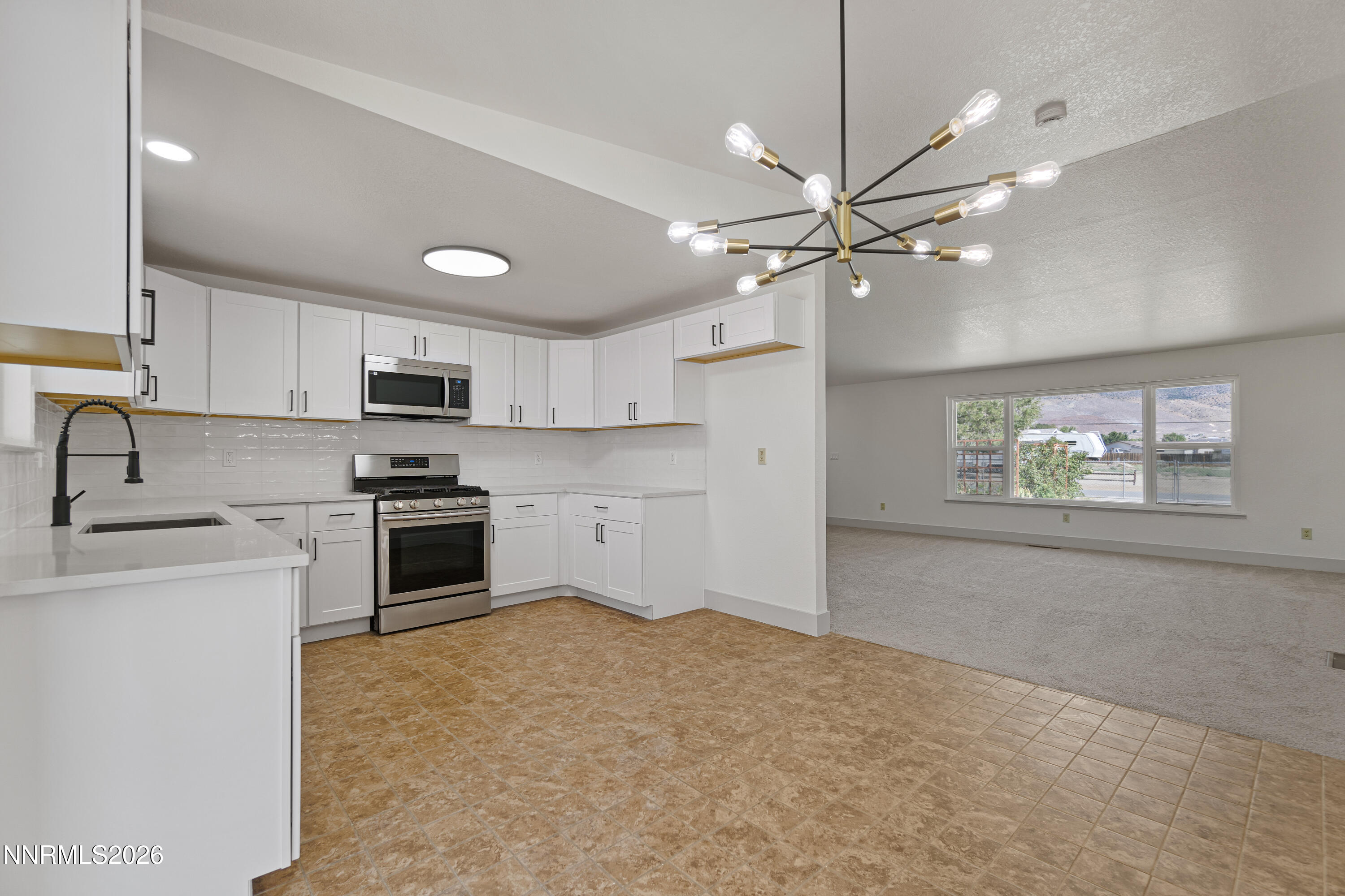 102 Ring Road Property Photo 10