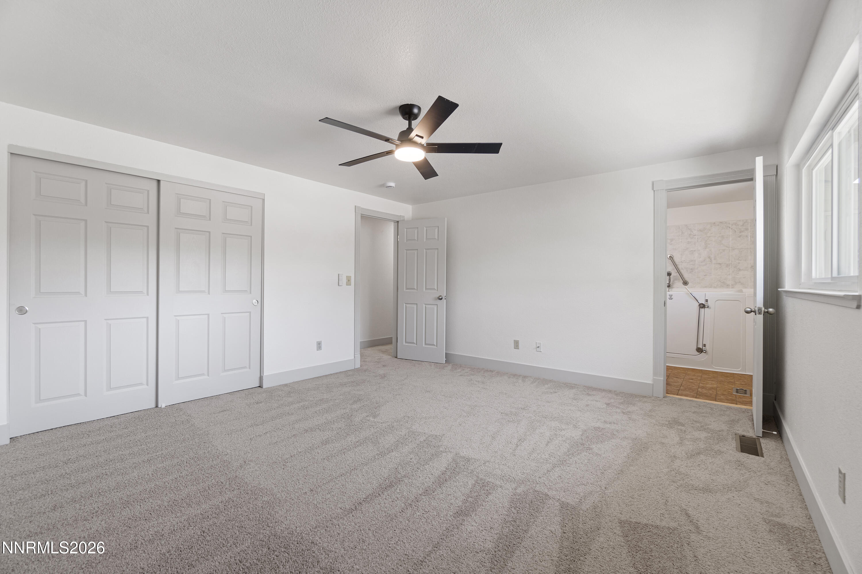102 Ring Road Property Photo 21