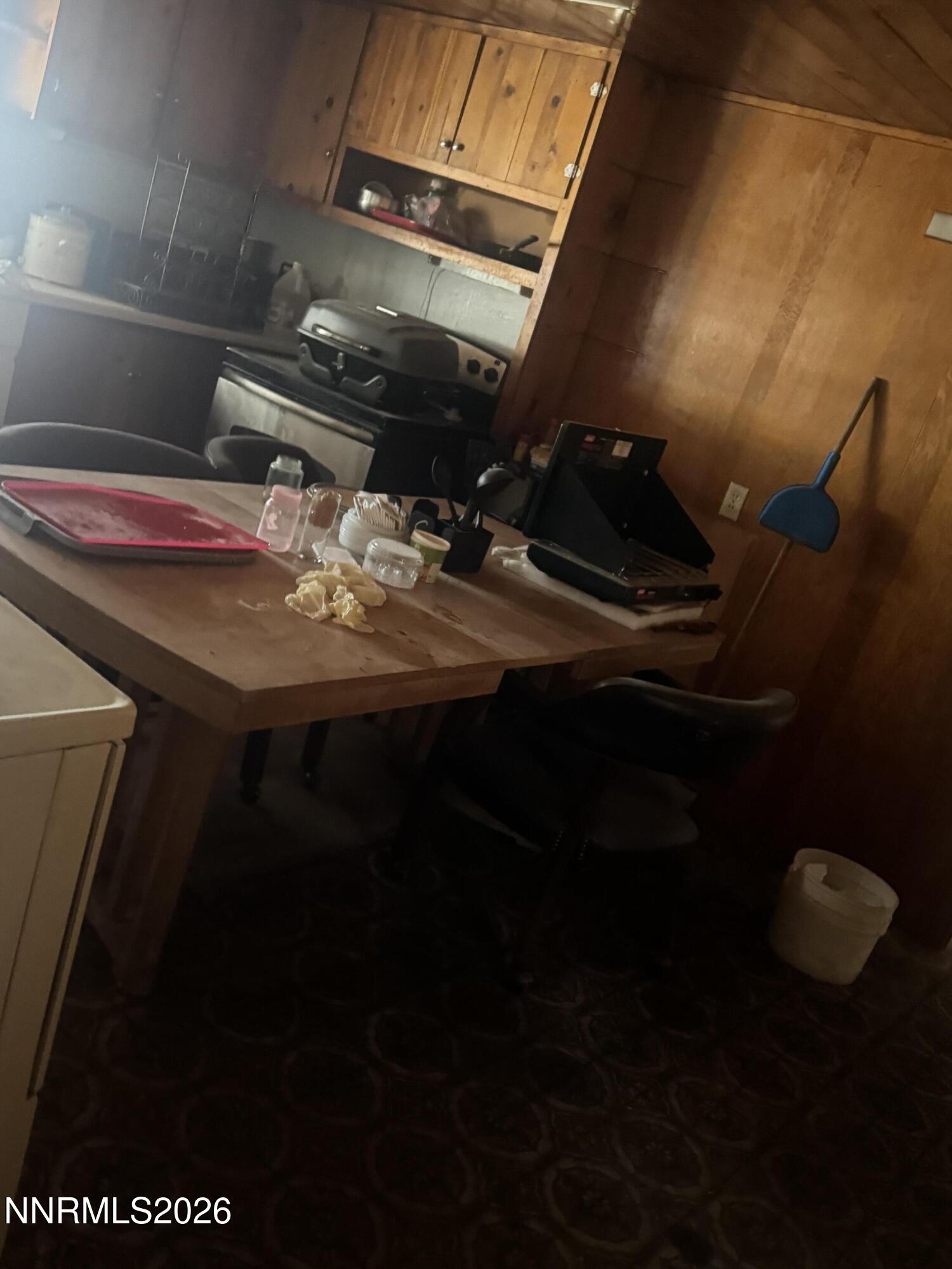 1555 Elmhurst Avenue Property Photo 14