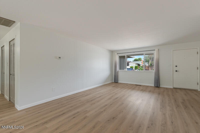 287 Abbay Way Property Photo 4