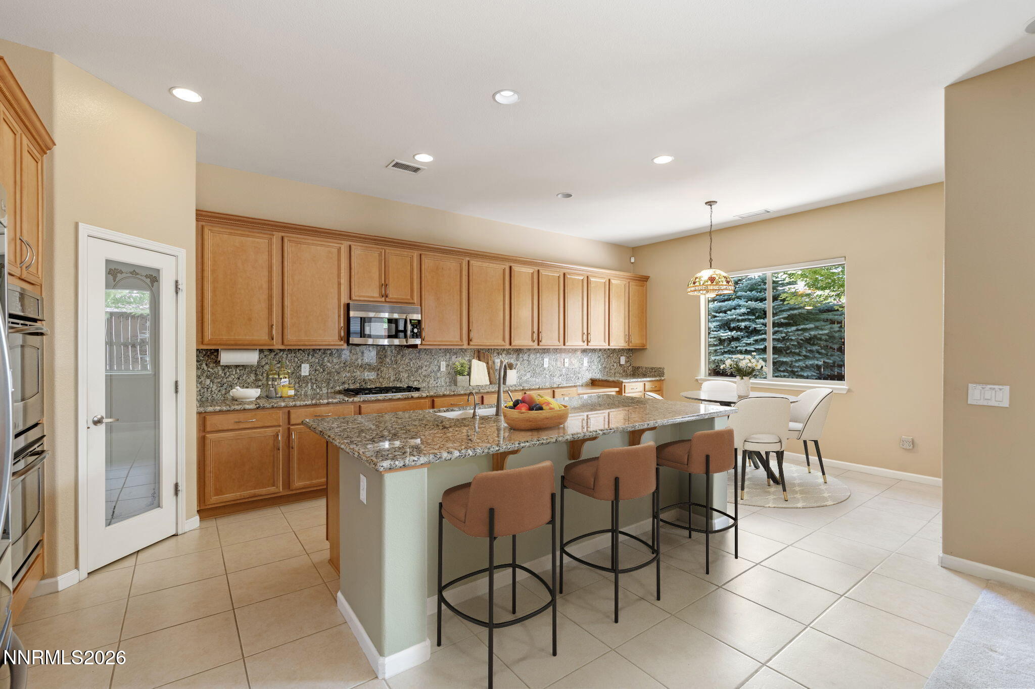 5070 Chappelet Drive Property Photo 12