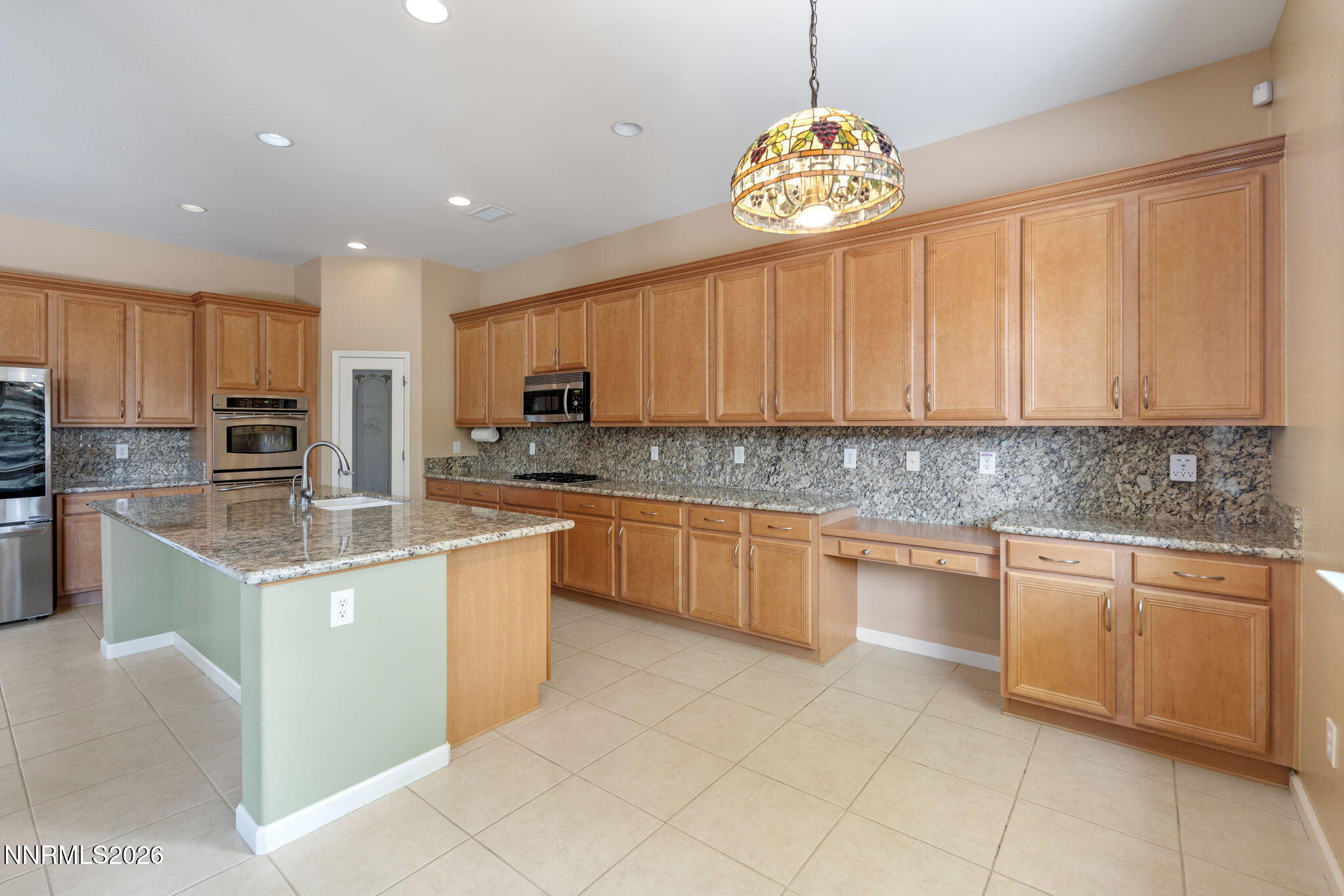 5070 Chappelet Drive Property Photo 16