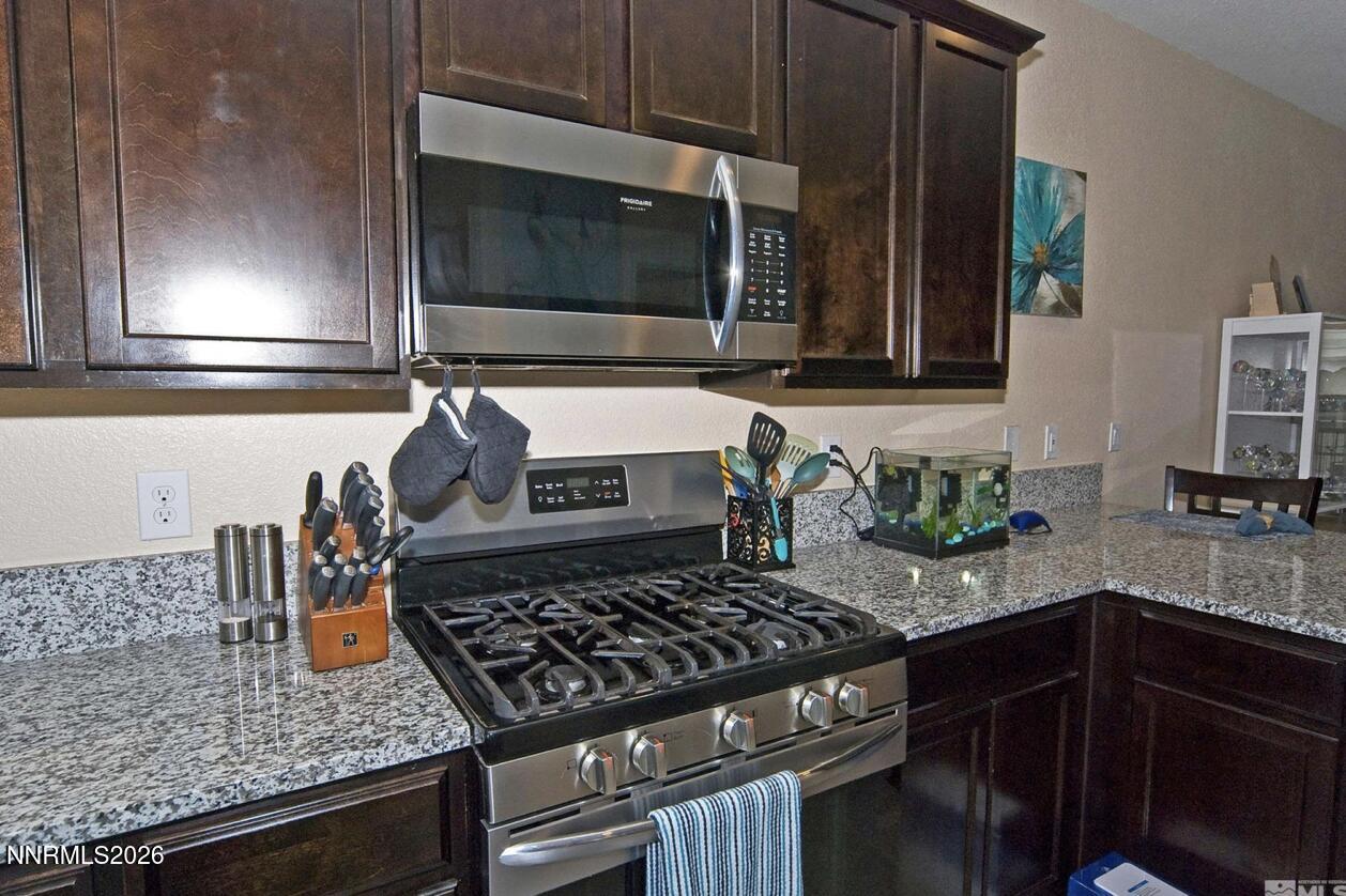 3006 Sterling Ridge Circle Property Photo 6
