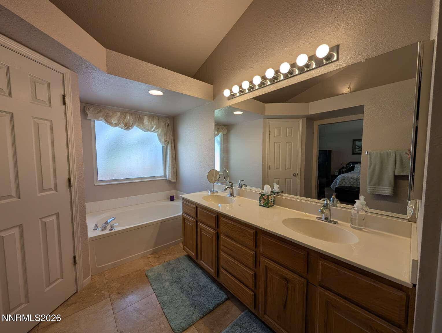 971 Leah Circle Property Photo 13