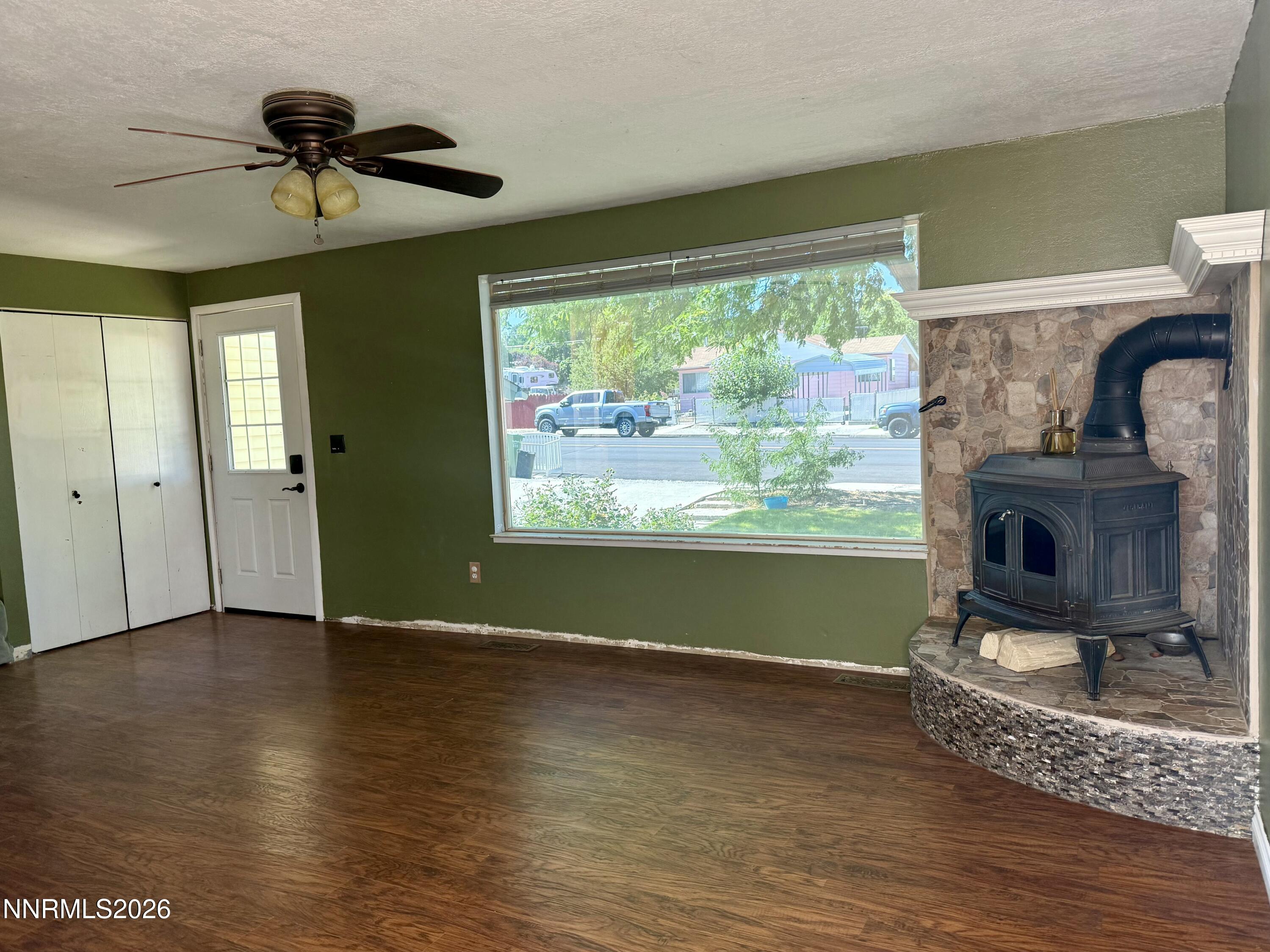 1855 Mizpah Street Property Photo 2