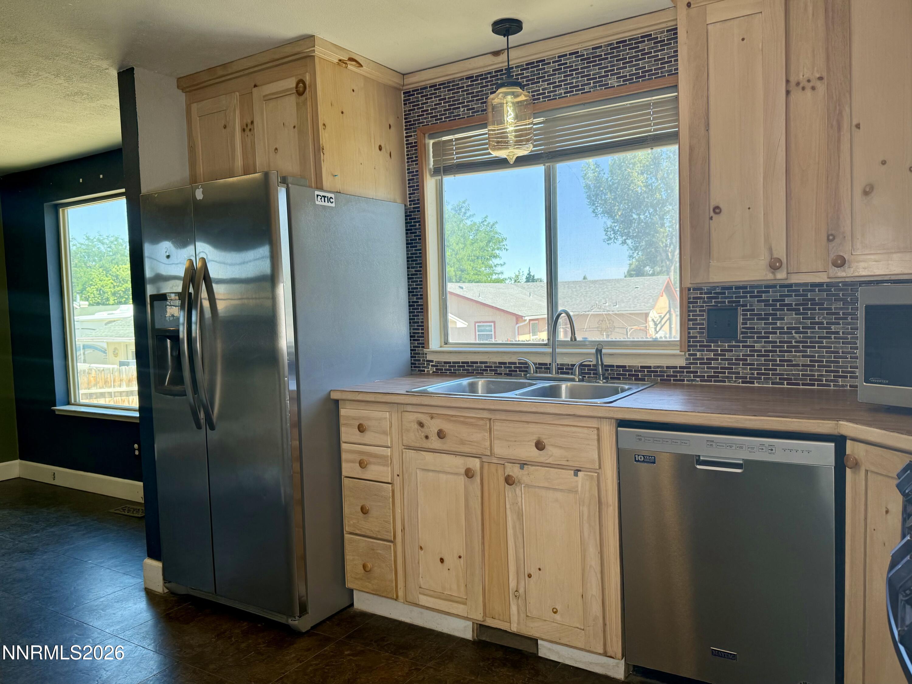 1855 Mizpah Street Property Photo 9