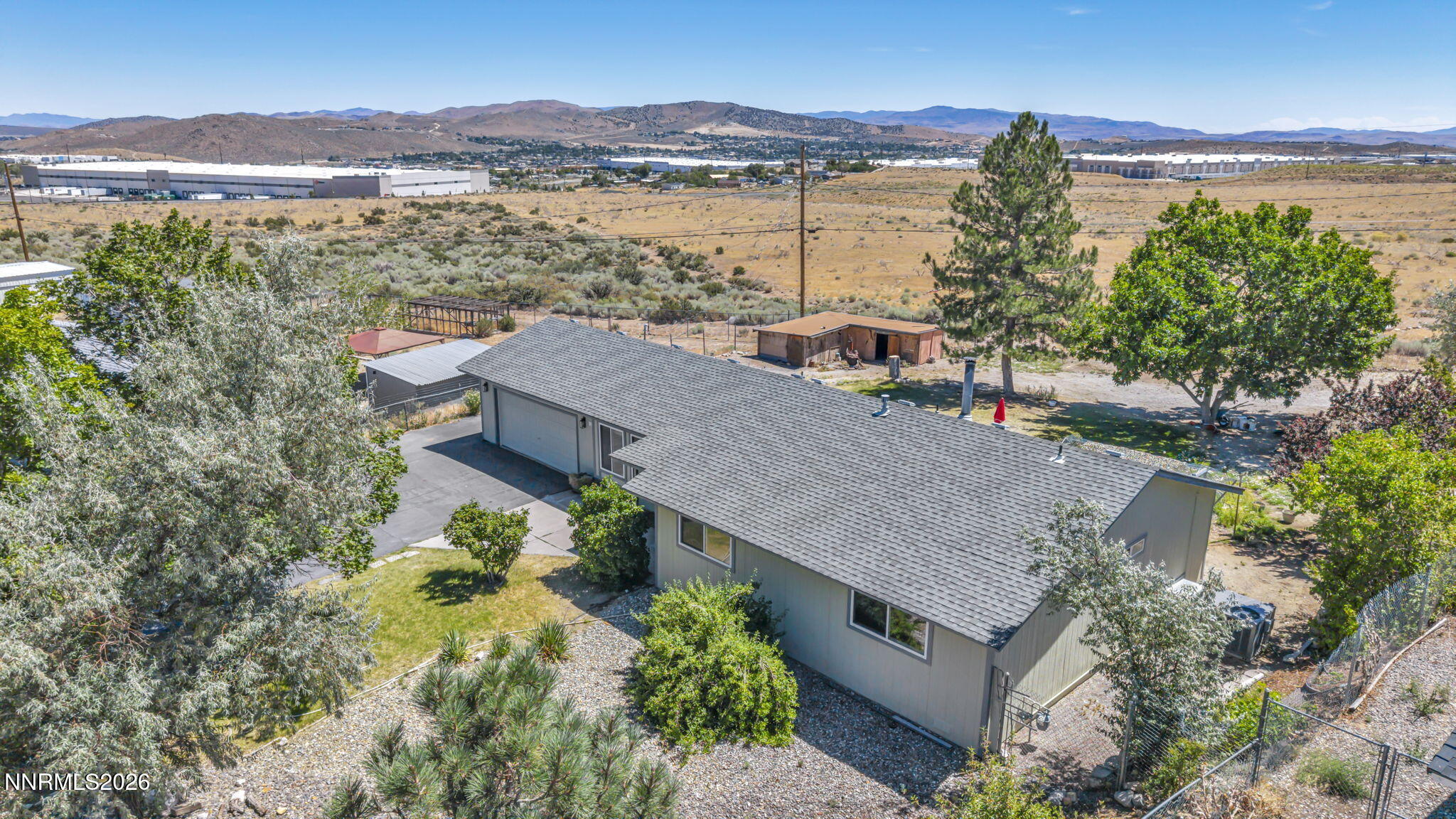 2440 Seneca Drive Property Photo 8