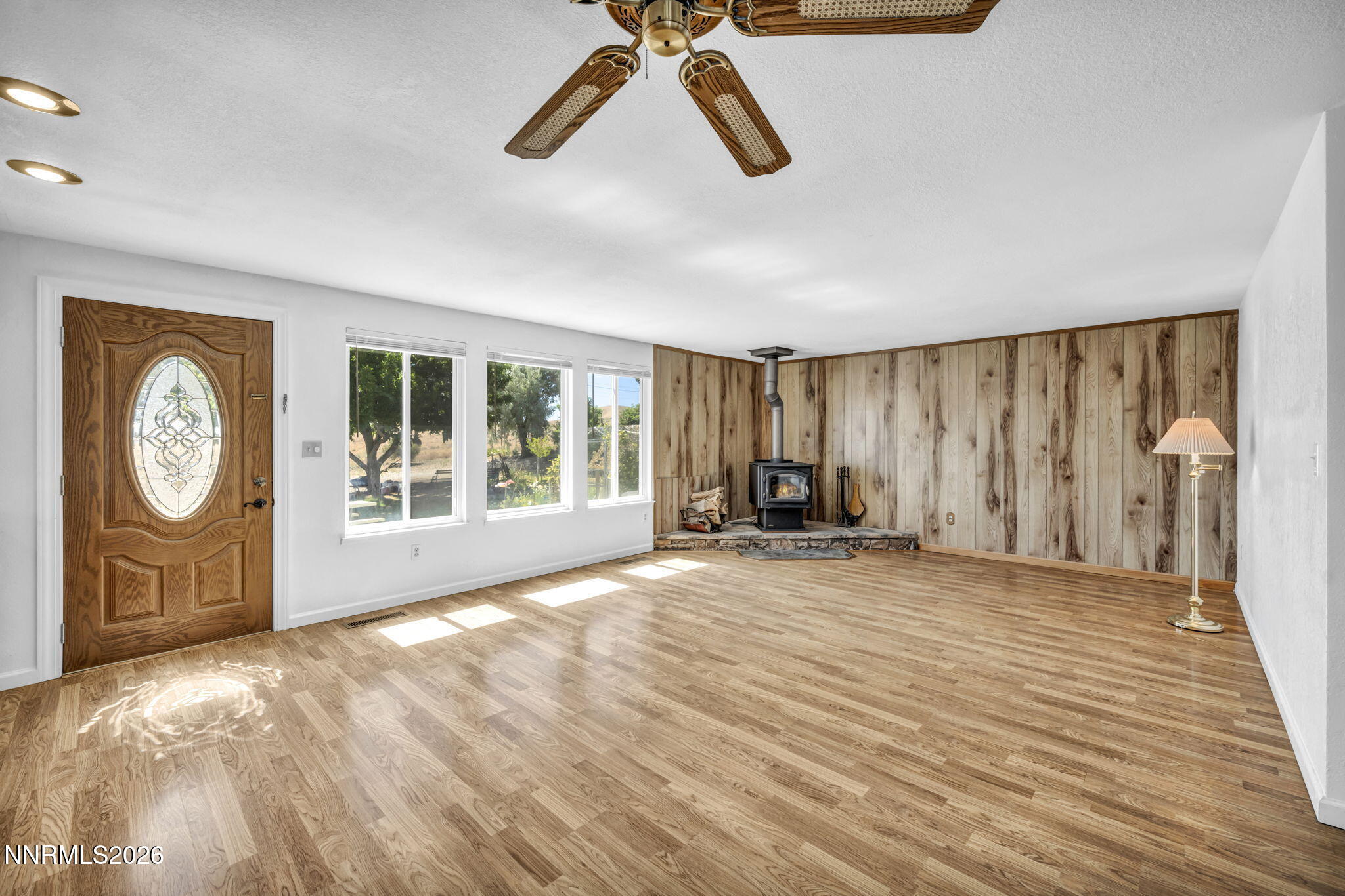 2440 Seneca Drive Property Photo 14