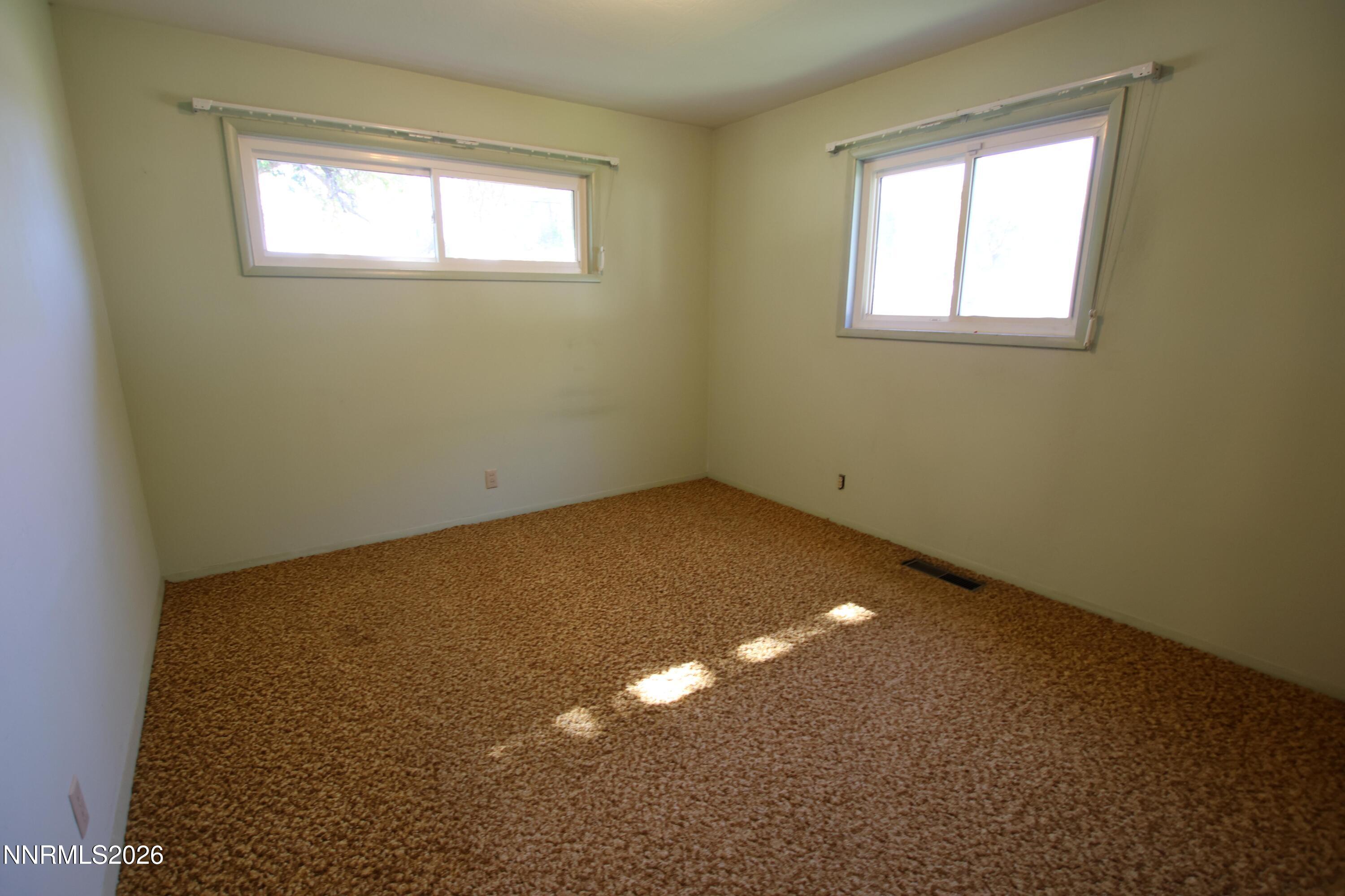 452 S California Street Property Photo 18