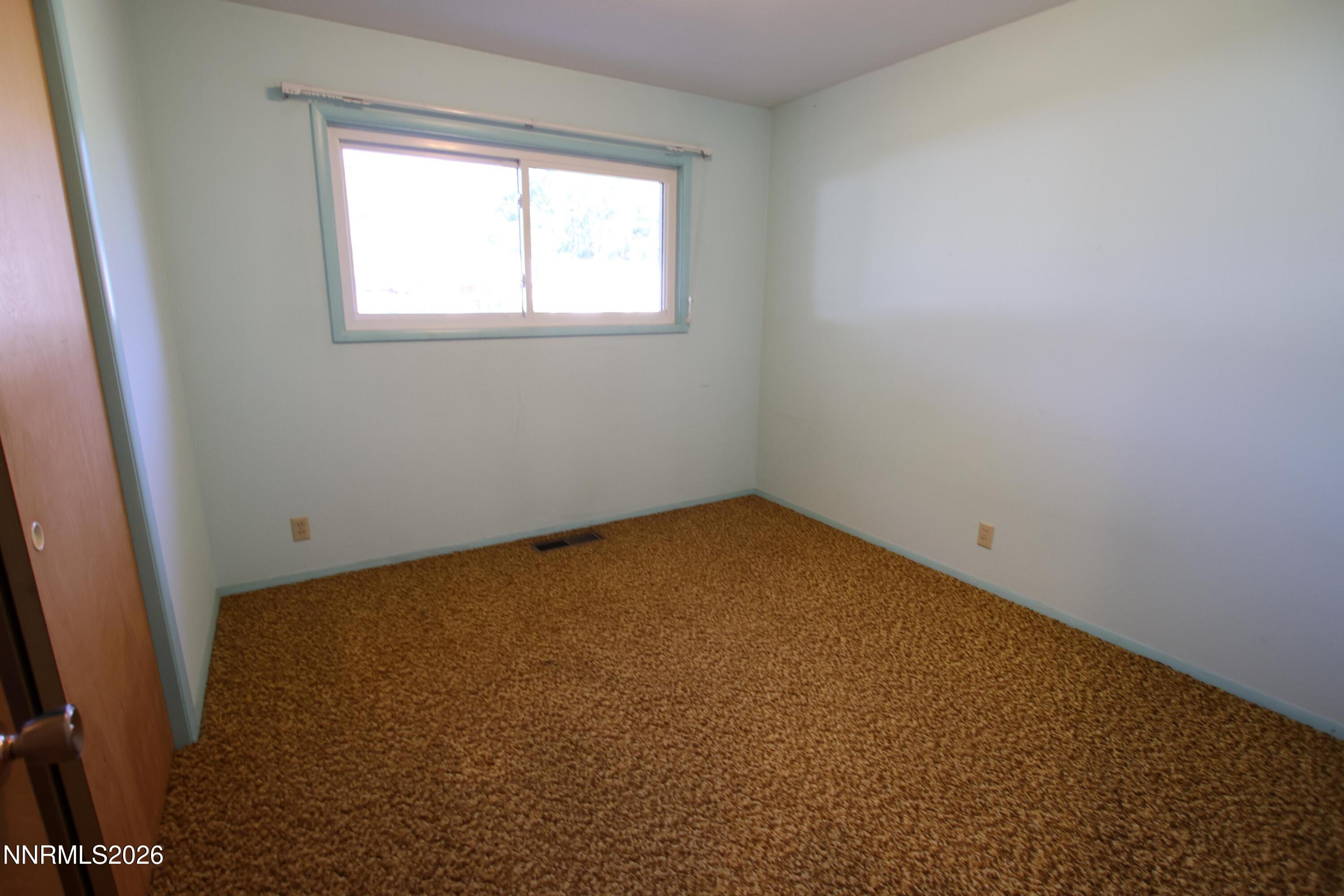 452 S California Street Property Photo 19