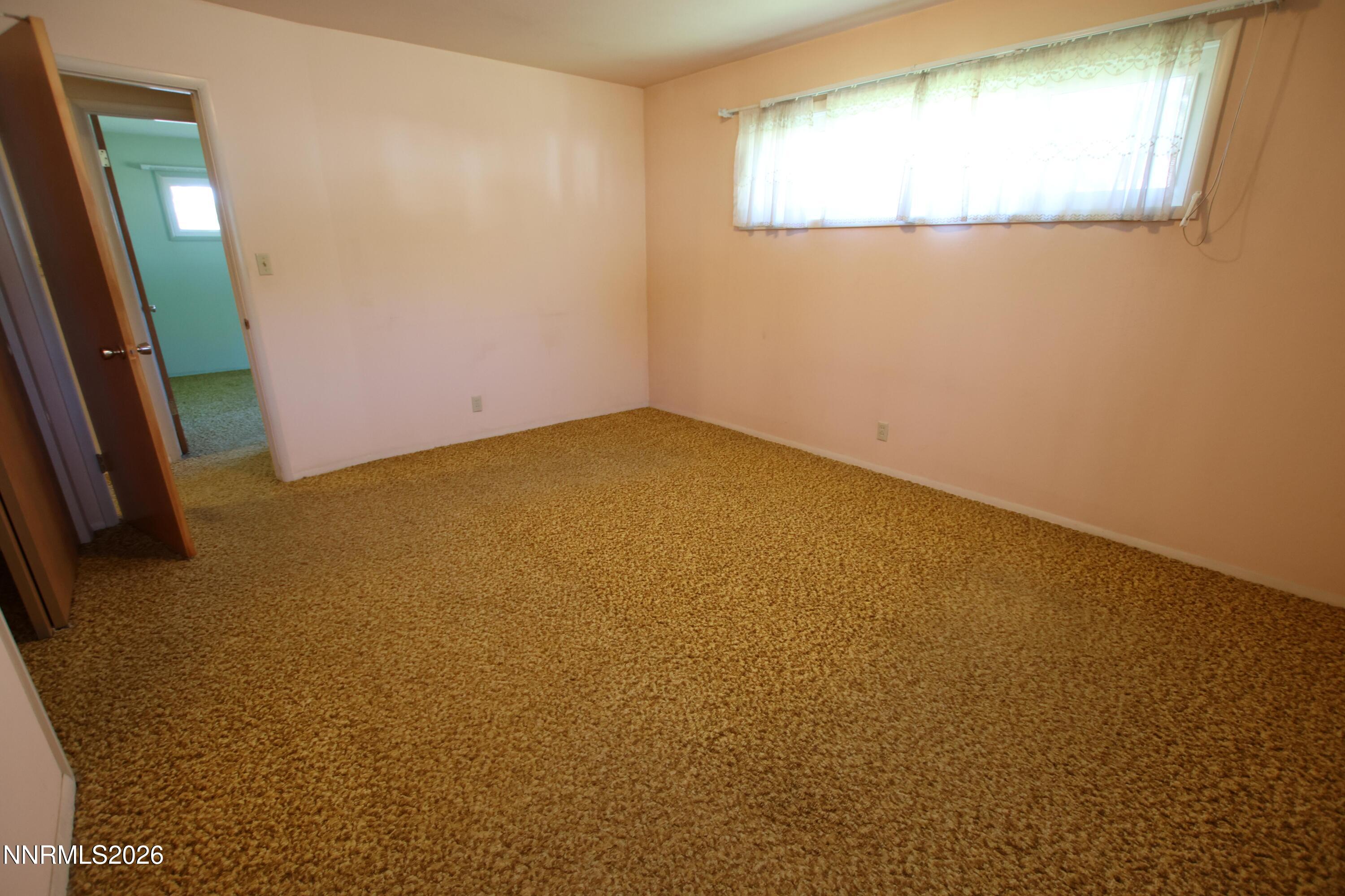 452 S California Street Property Photo 21