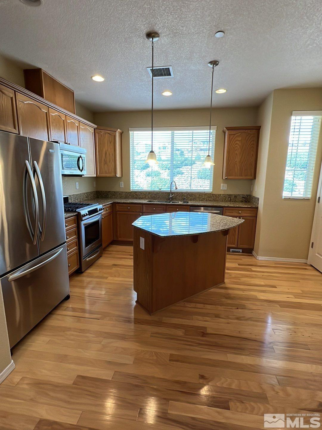 3072 Sterling Ridge Circle Property Photo 3