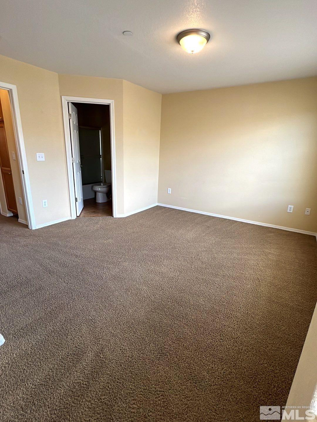 3072 Sterling Ridge Circle Property Photo 11
