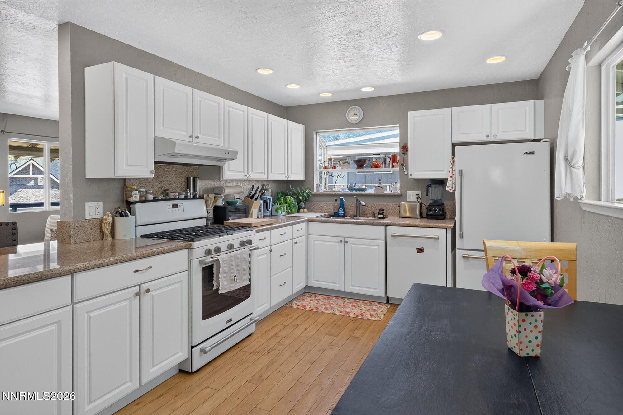 455 Ardmore Drive Property Photo 10