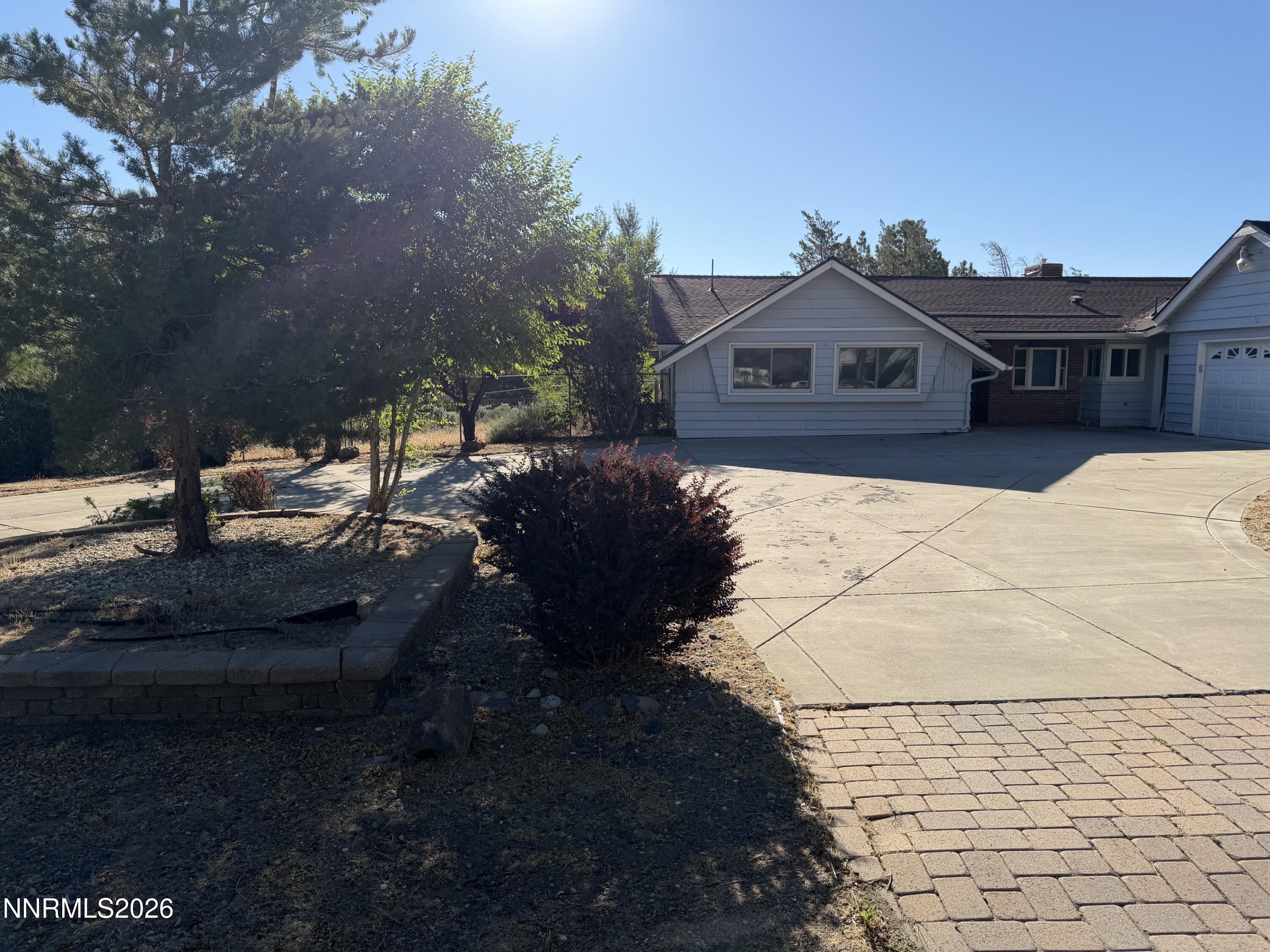 3673 Green Acre Drive Property Photo 2