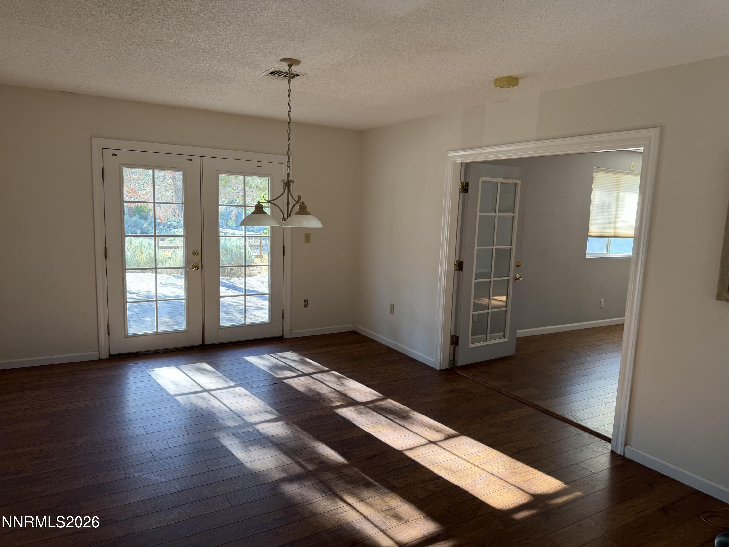 3673 Green Acre Drive Property Photo 8