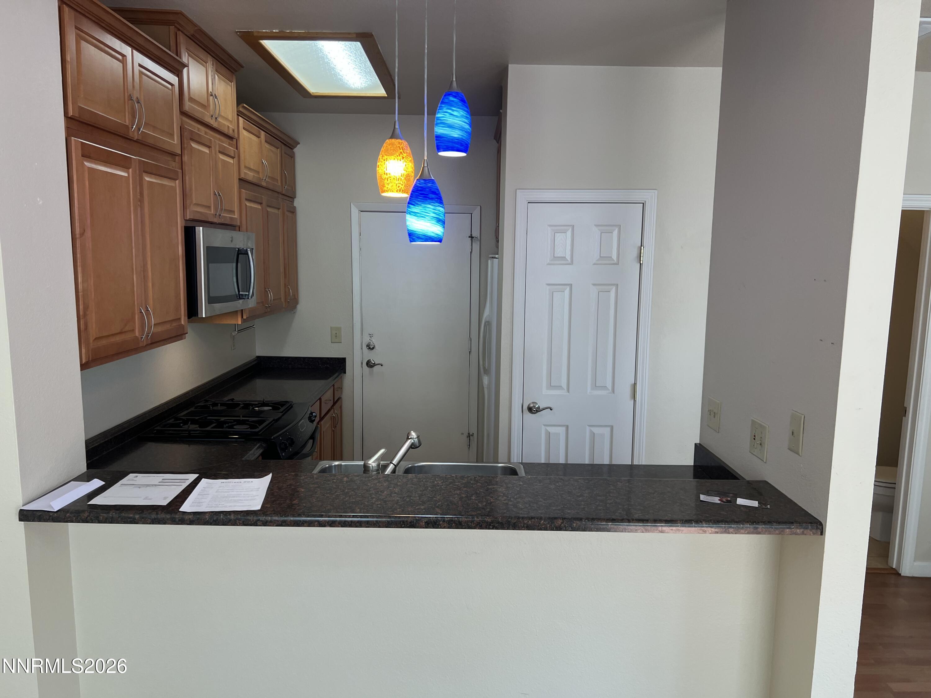 4335 Leeward Lane Property Photo 10