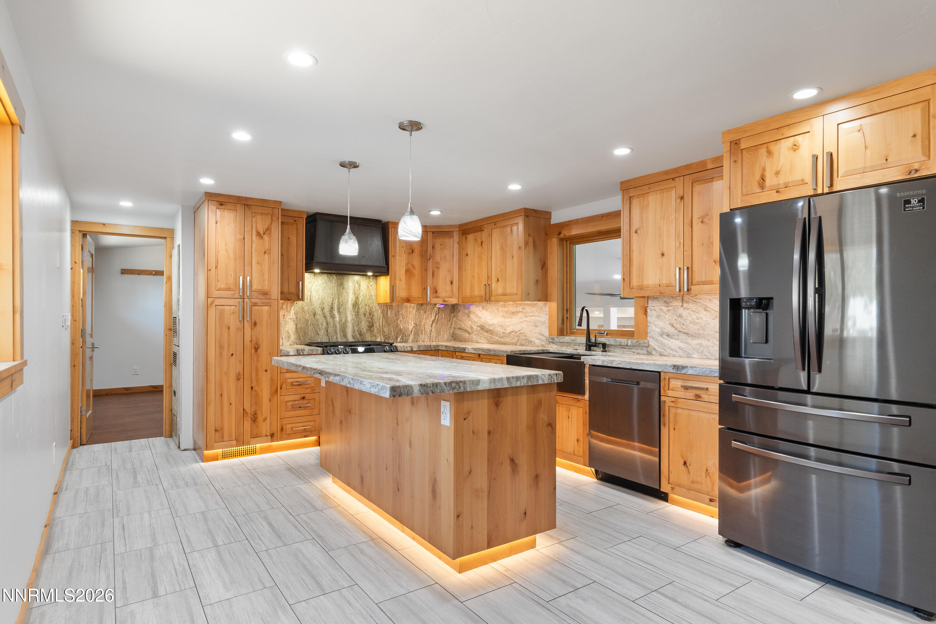 6250 Dutch Flat Road Property Photo 2