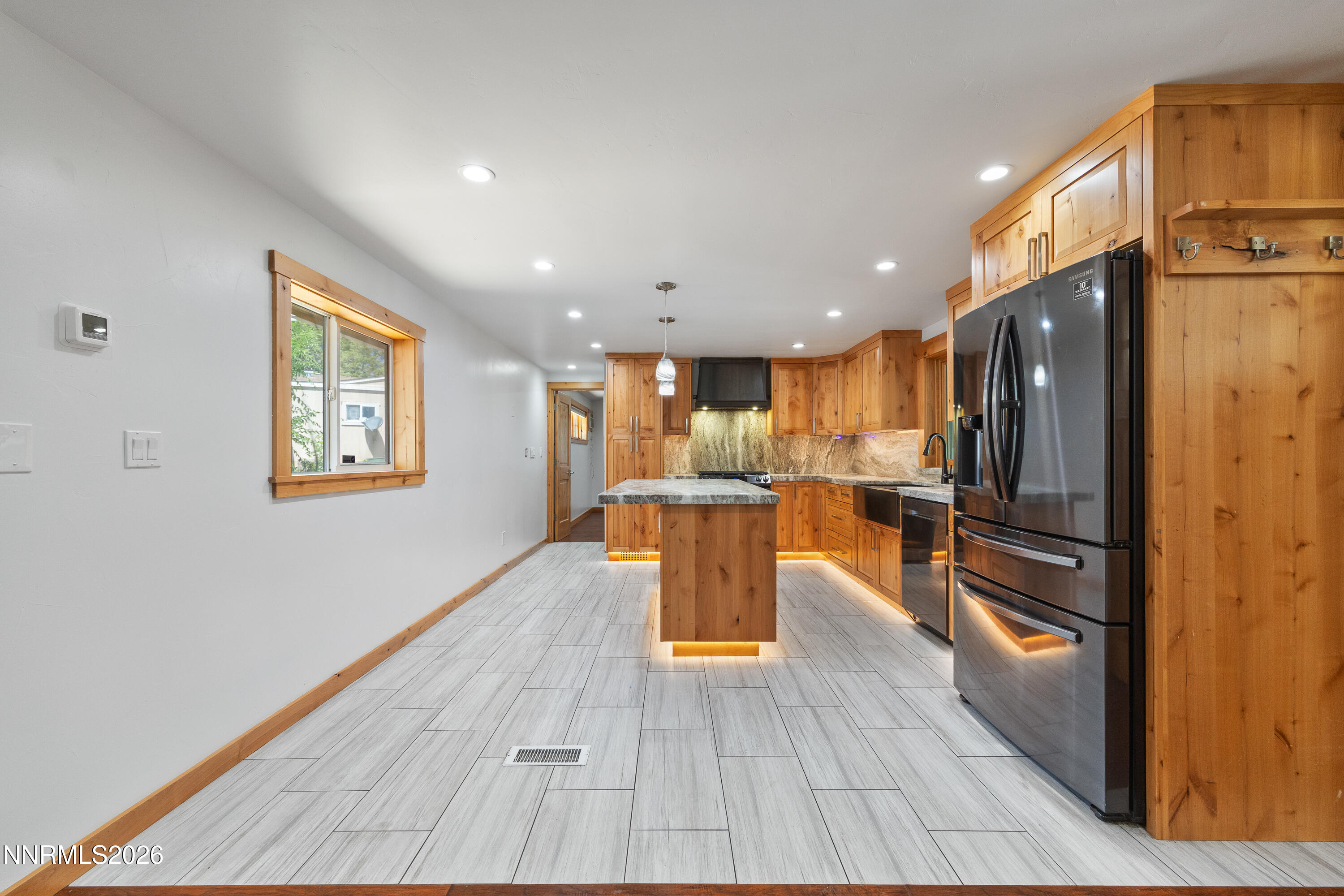 6250 Dutch Flat Road Property Photo 3